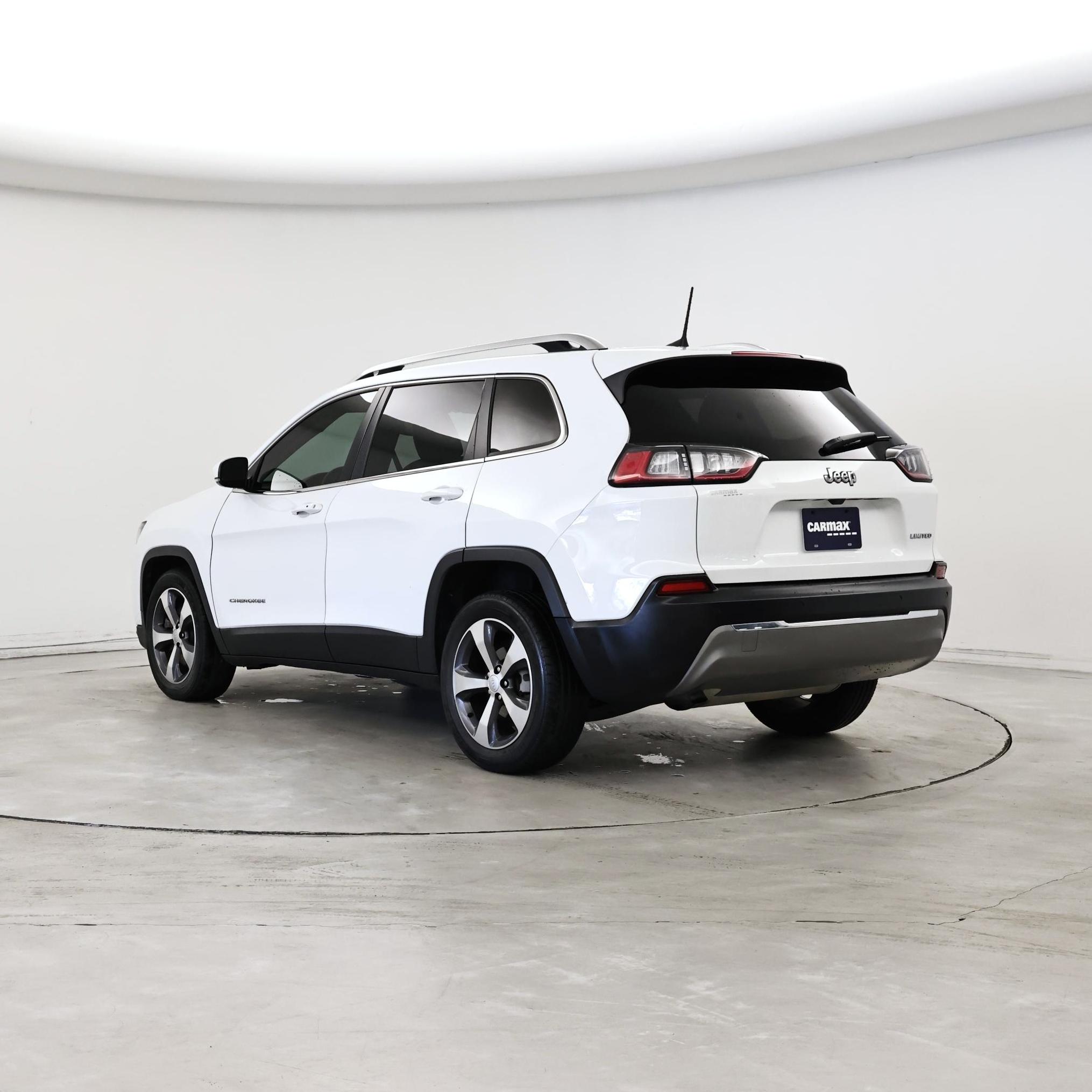 Thumbnail: 2019 Jeep Cherokee - 2
