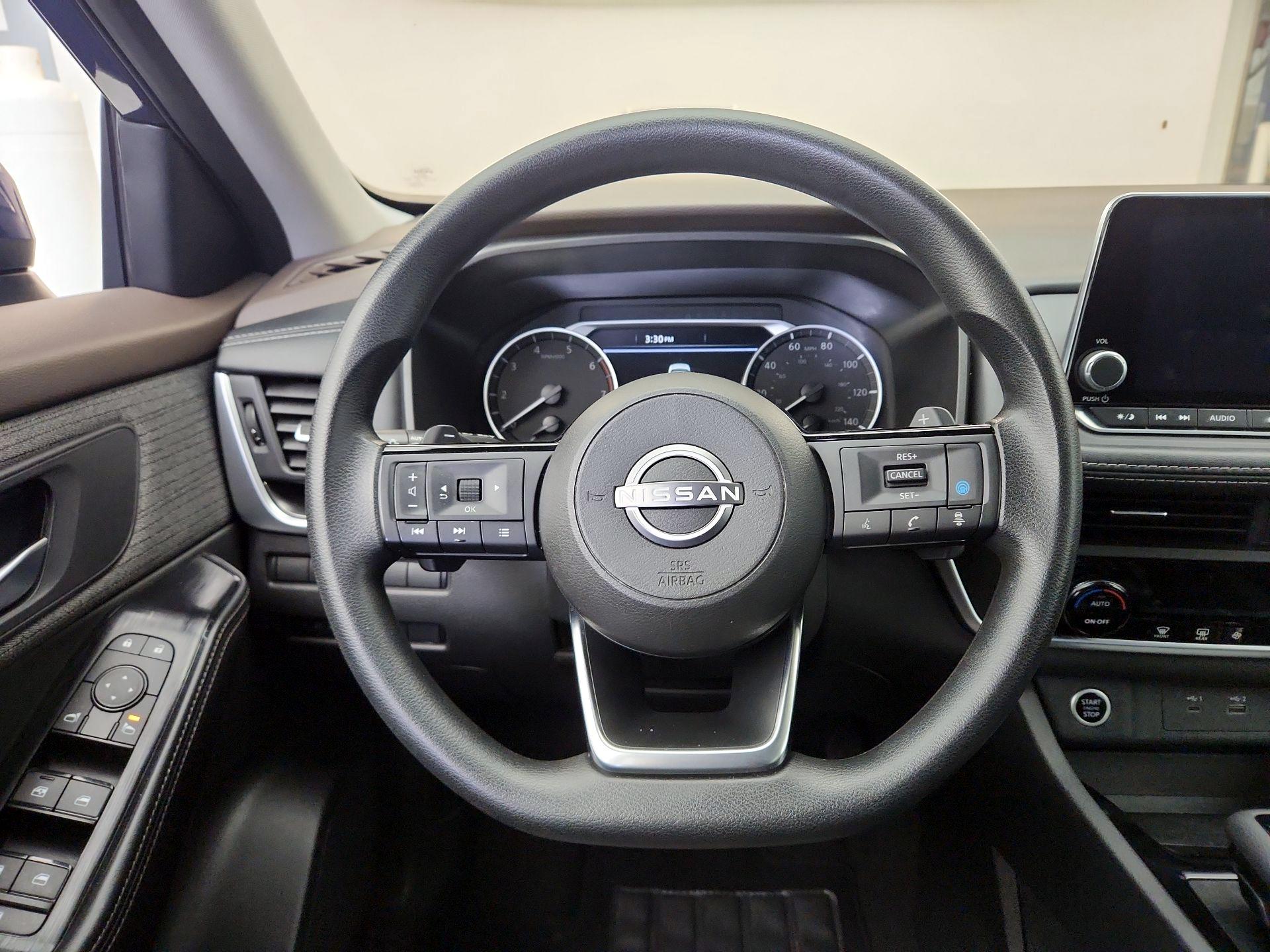 Thumbnail: 2023 Nissan Rogue - 10