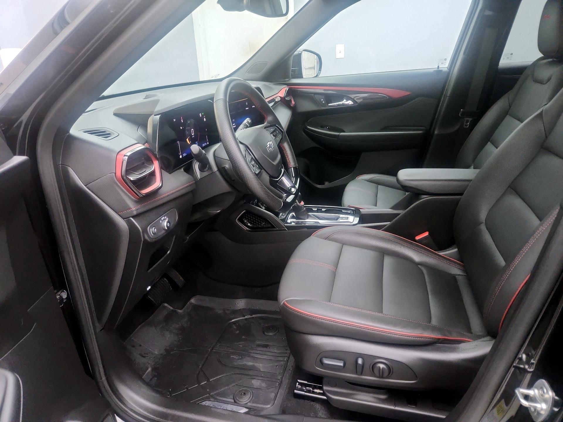 Thumbnail: 2025 Chevrolet TrailBlazer - 11