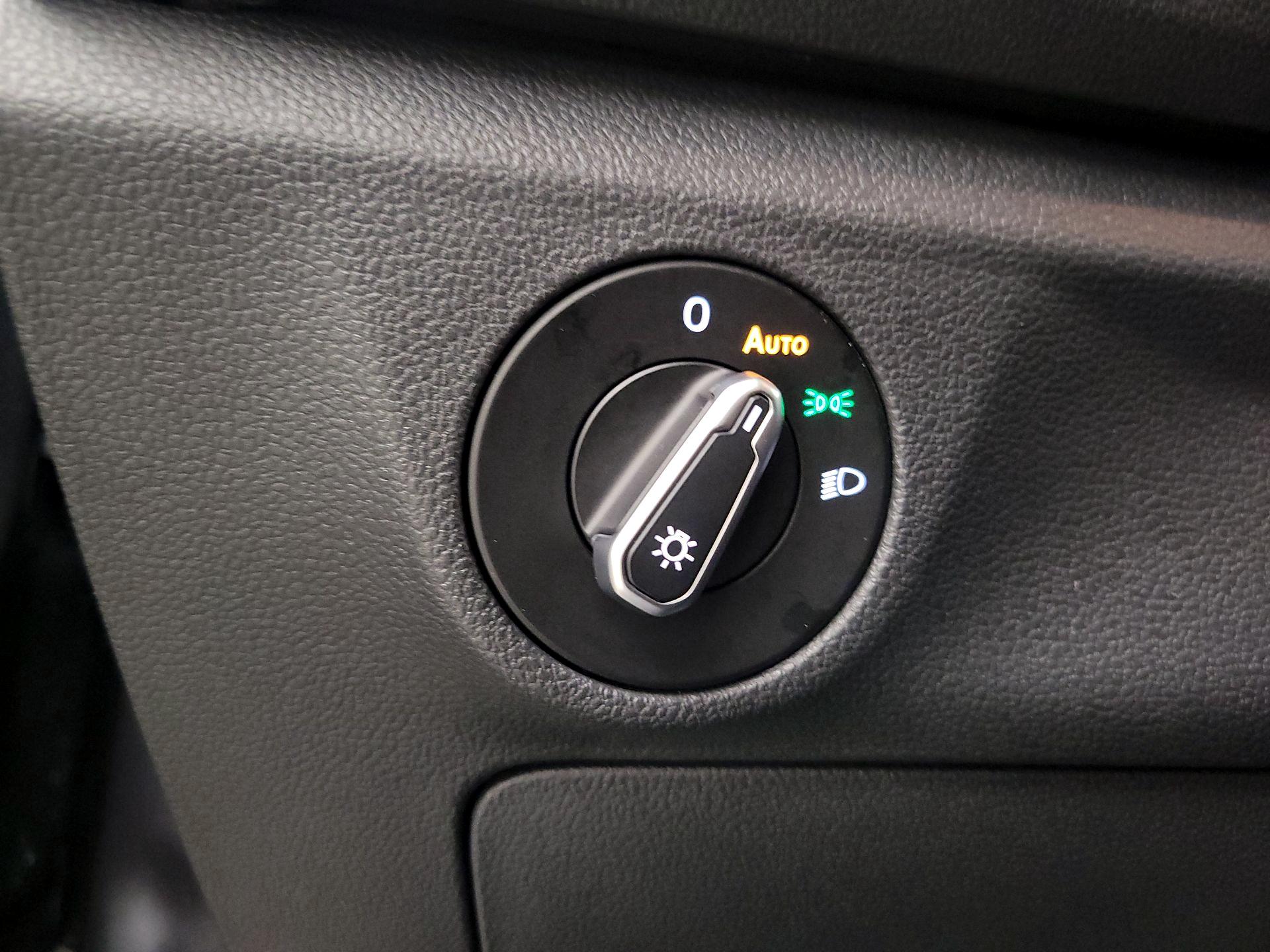 Thumbnail: 2024 Volkswagen Jetta - 13