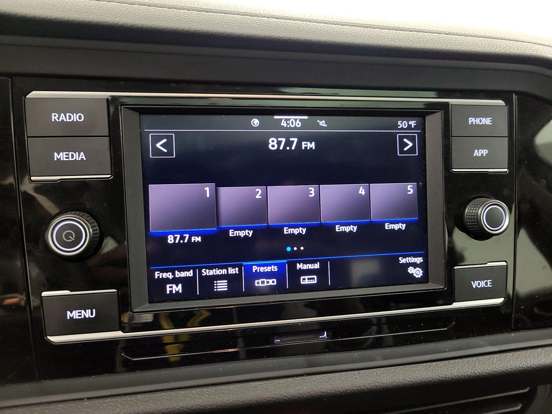 Thumbnail: 2024 Volkswagen Jetta - 15