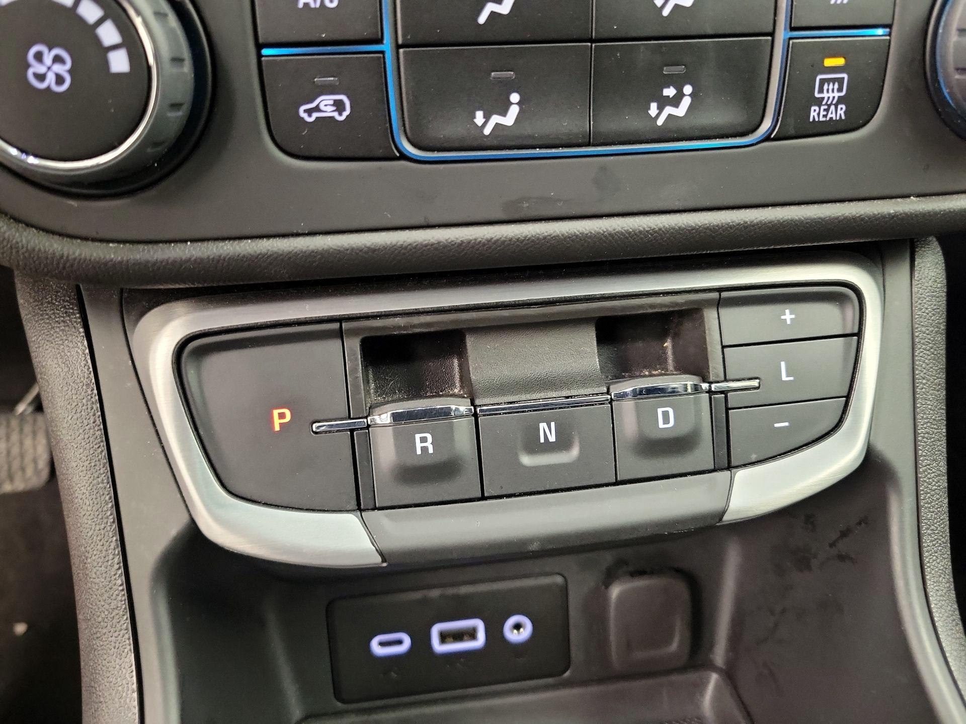 Thumbnail: 2024 GMC Terrain - 17