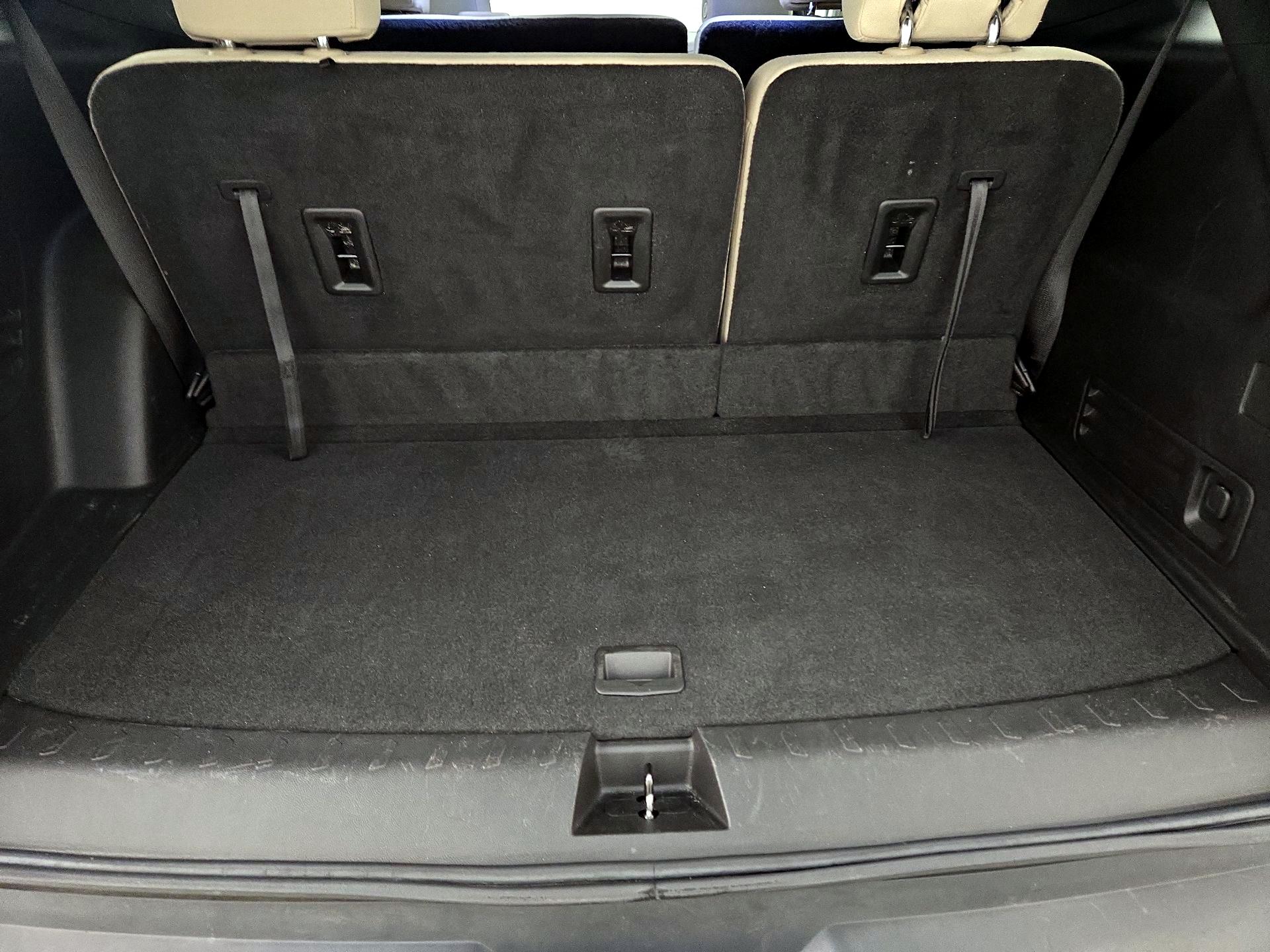 Thumbnail: 2022 Chevrolet Traverse - 19