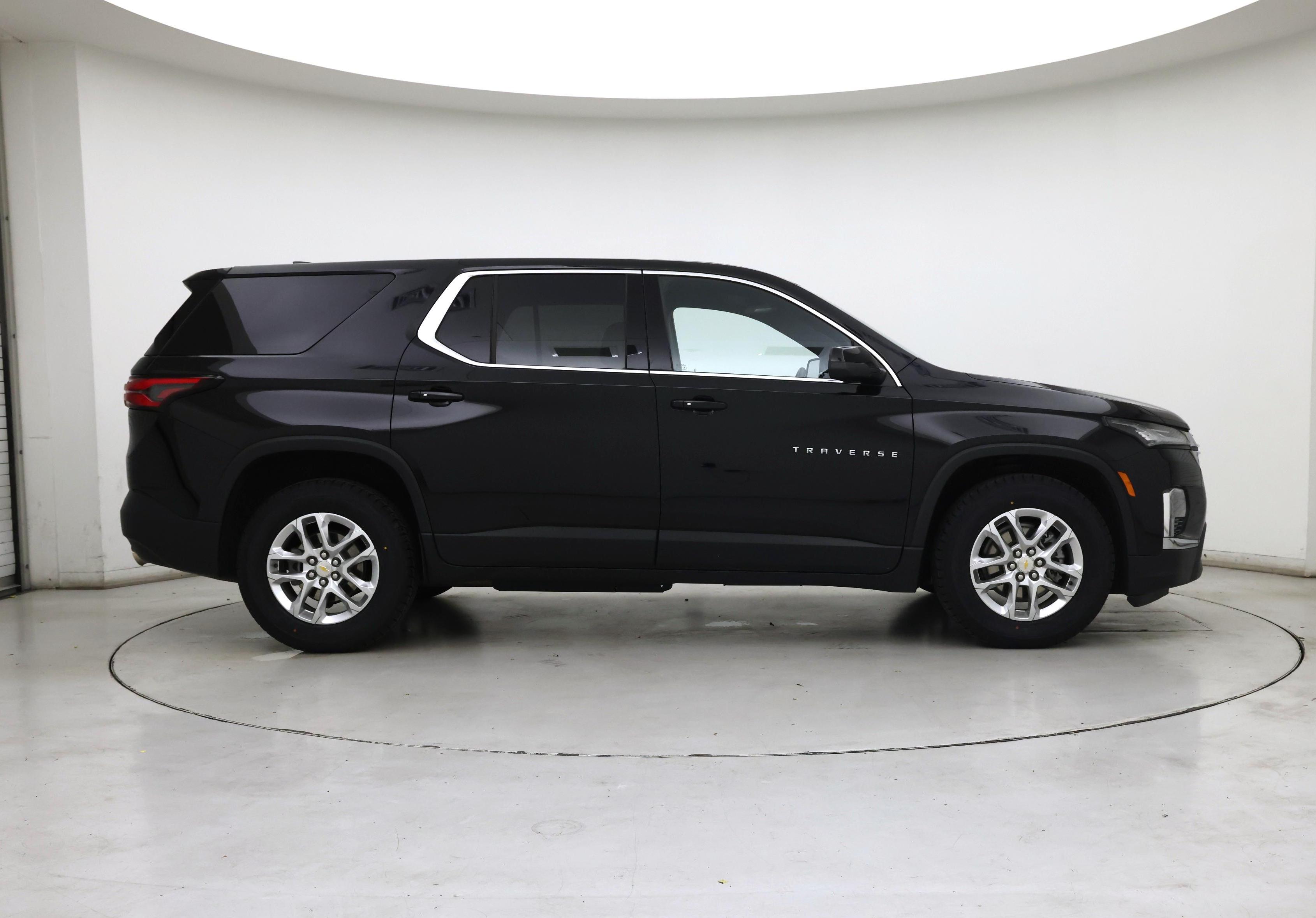 Thumbnail: 2022 Chevrolet Traverse - 7