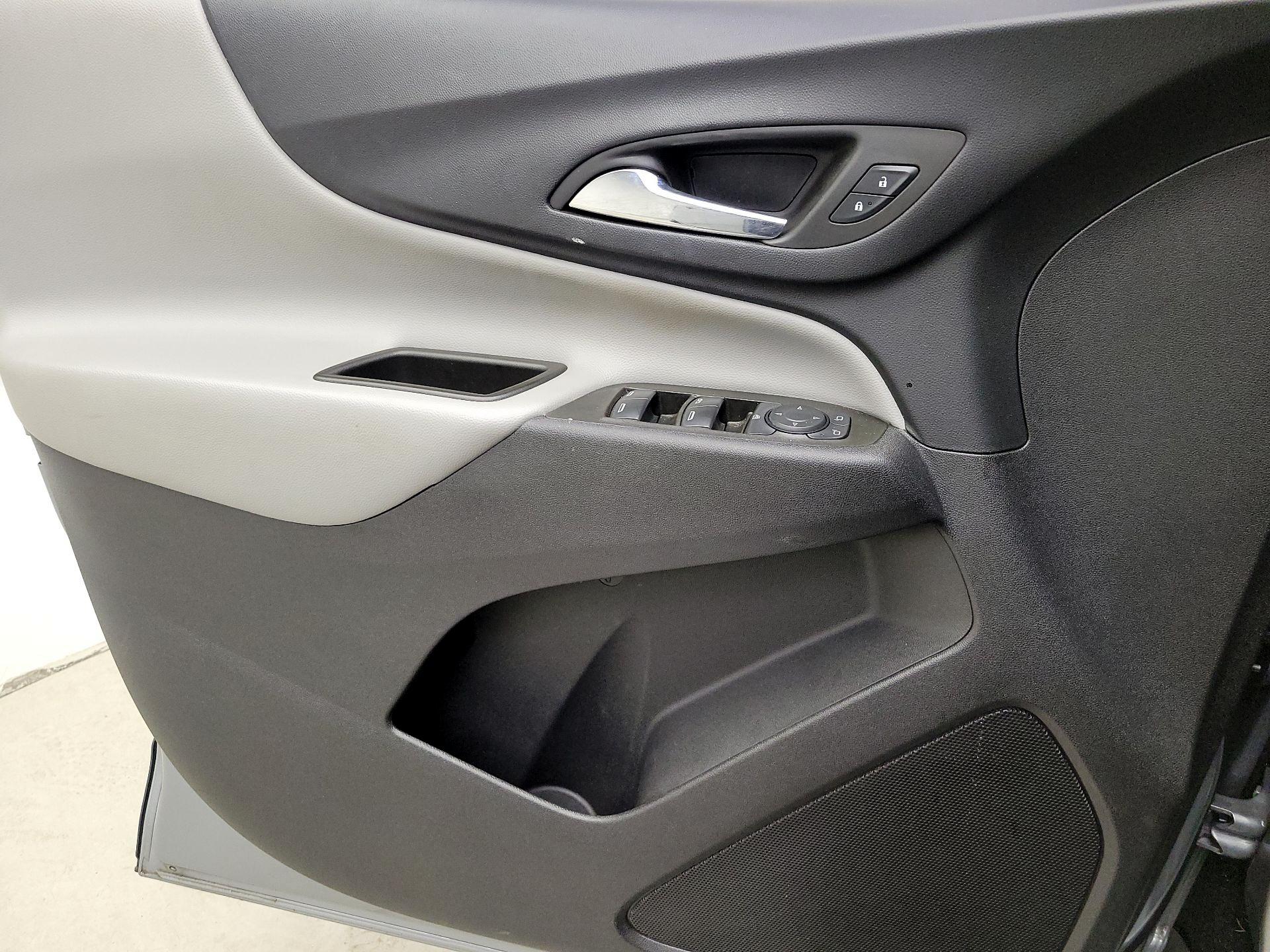 Thumbnail: 2023 Chevrolet Equinox - 12