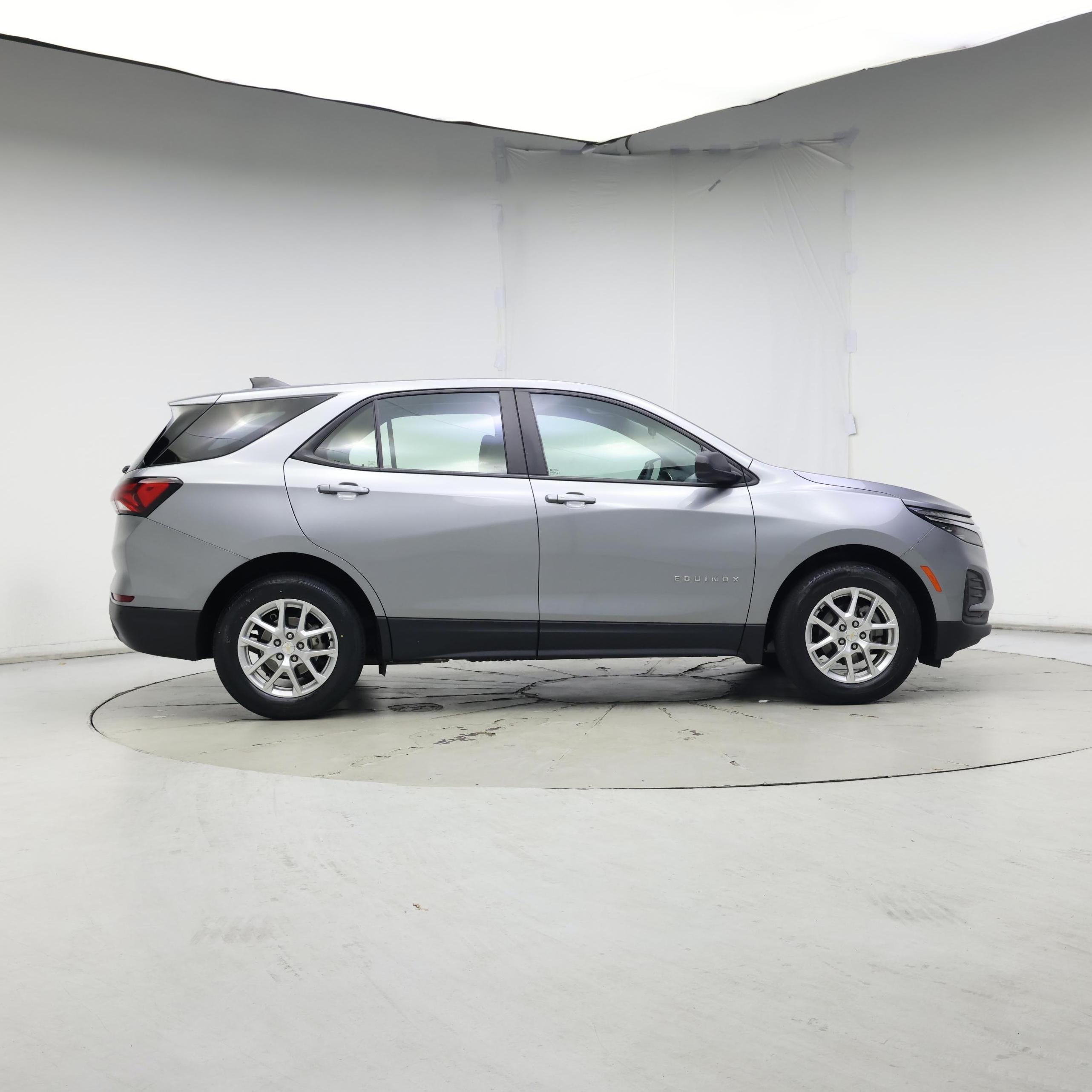 Thumbnail: 2023 Chevrolet Equinox - 7