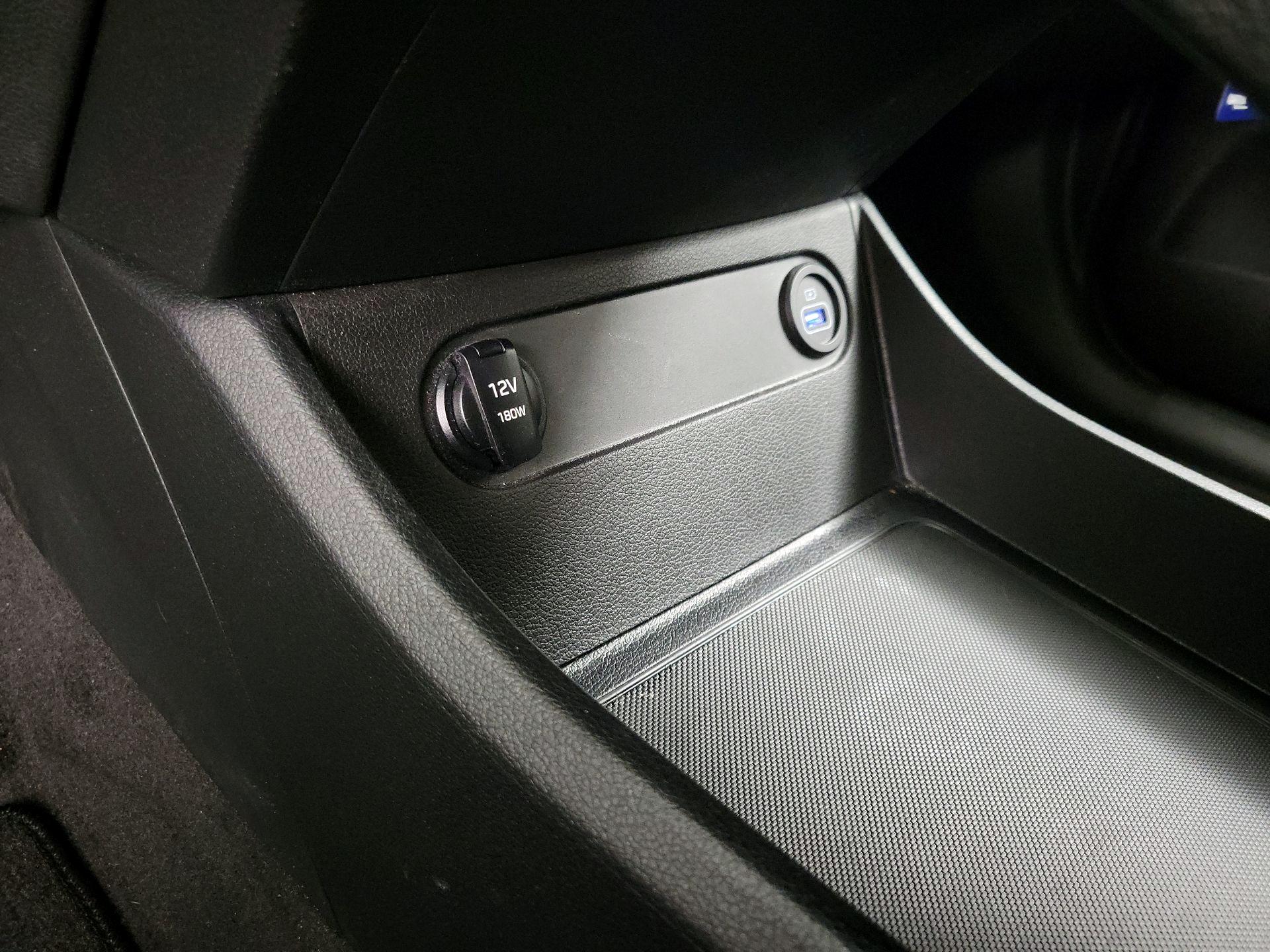 Thumbnail: 2022 Hyundai Santa Fe - 19