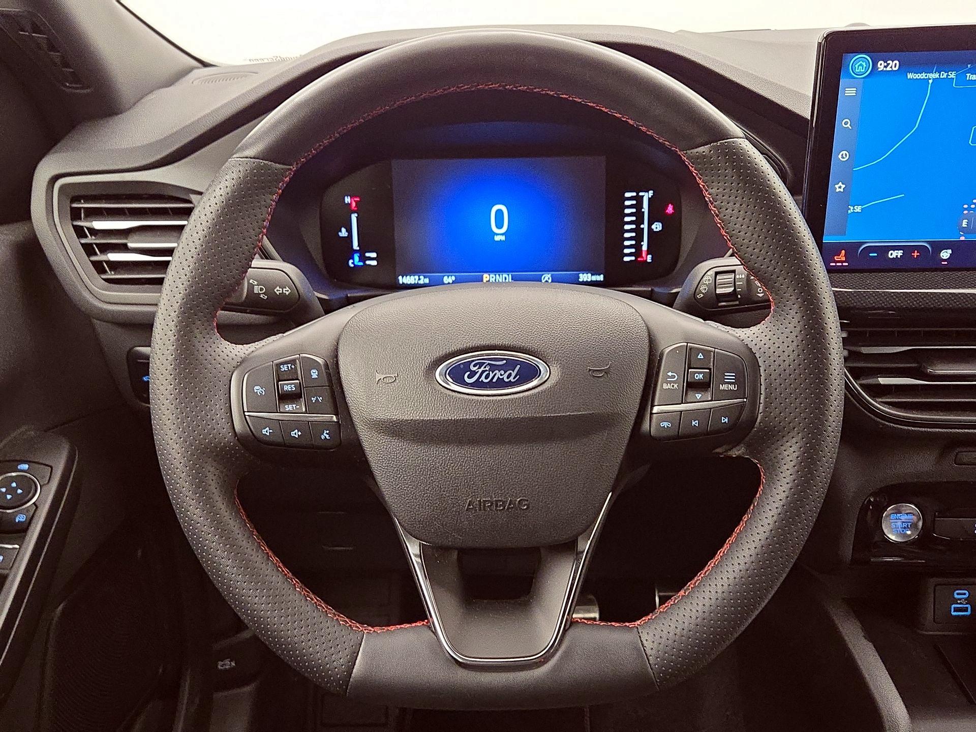 Thumbnail: 2023 Ford Escape - 10