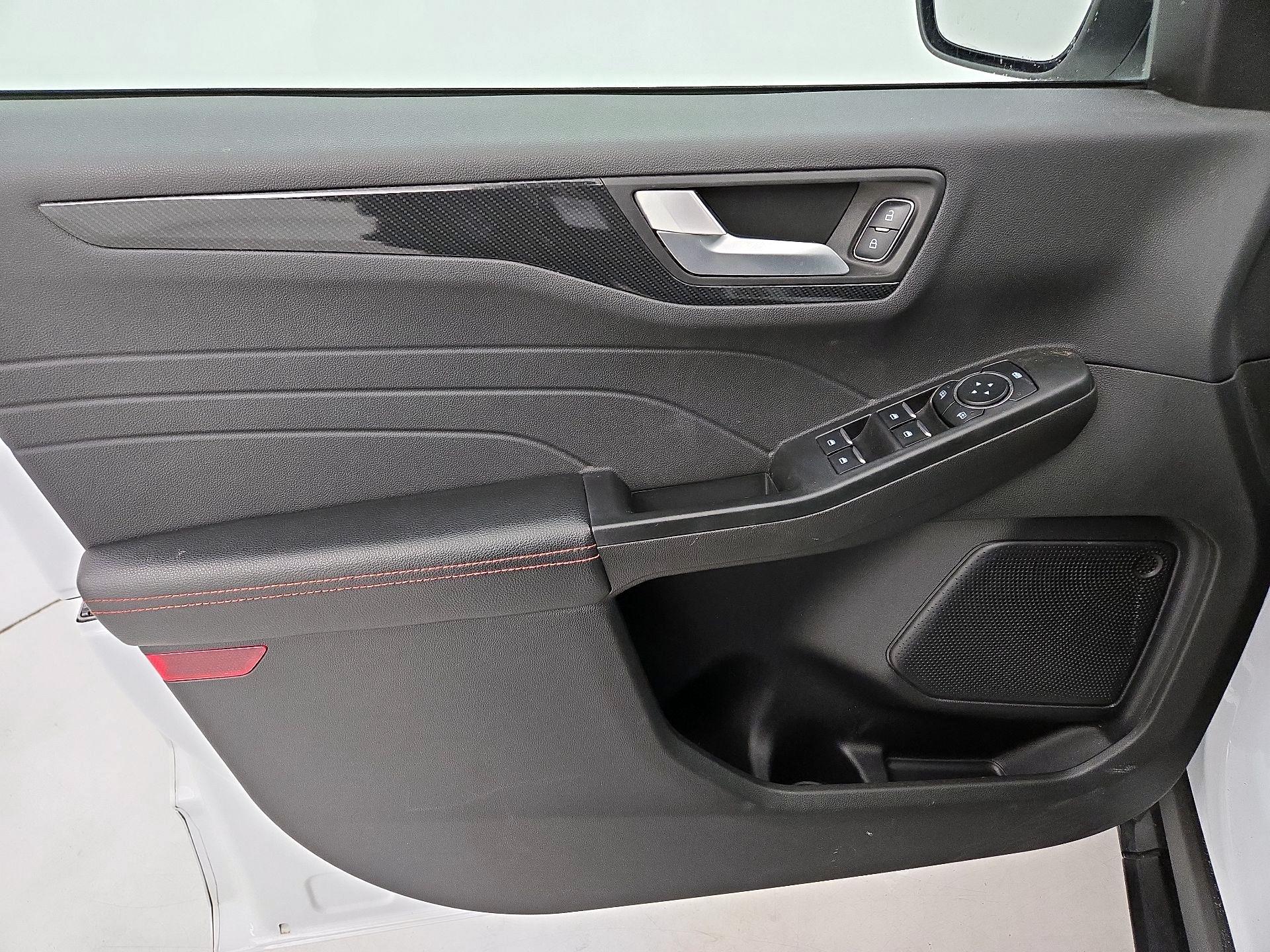 Thumbnail: 2023 Ford Escape - 12