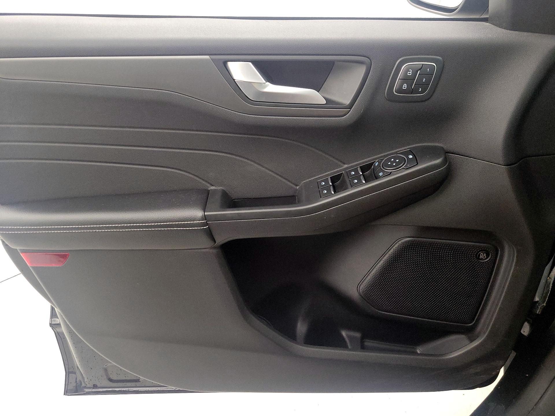 Thumbnail: 2023 Ford Escape - 12