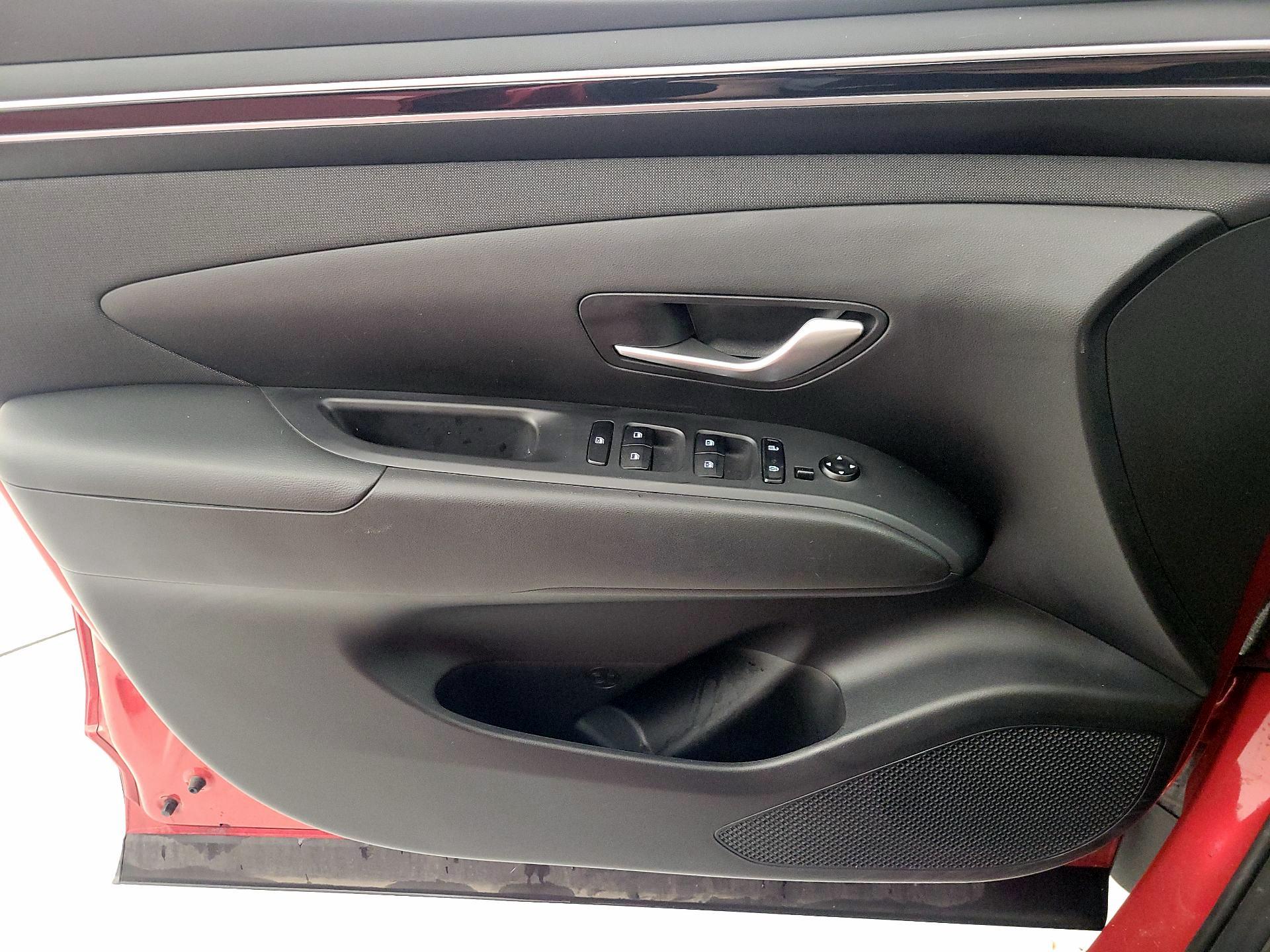 Thumbnail: 2023 Hyundai Tucson - 12