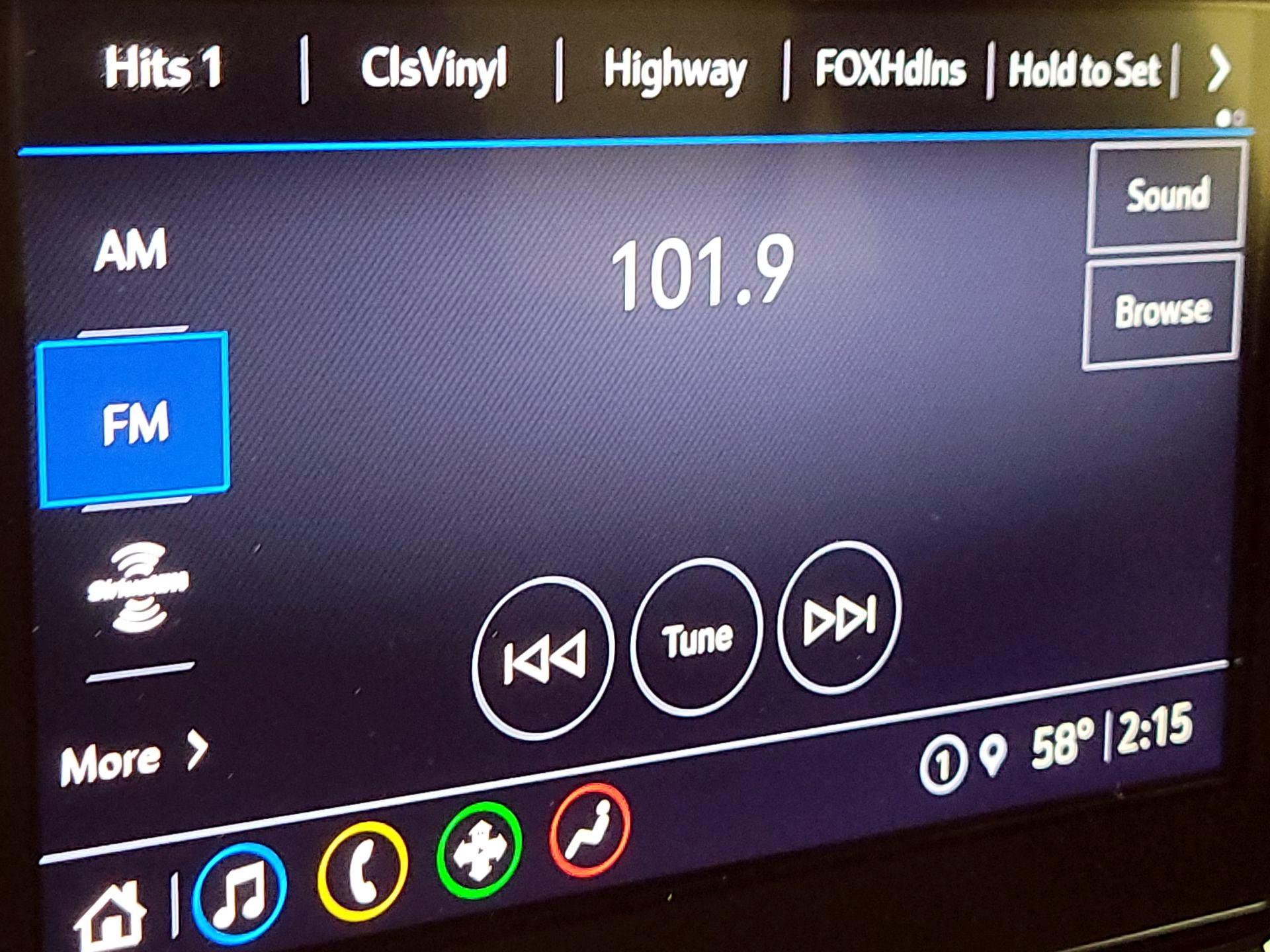 Thumbnail: 2023 Chevrolet Traverse - 15