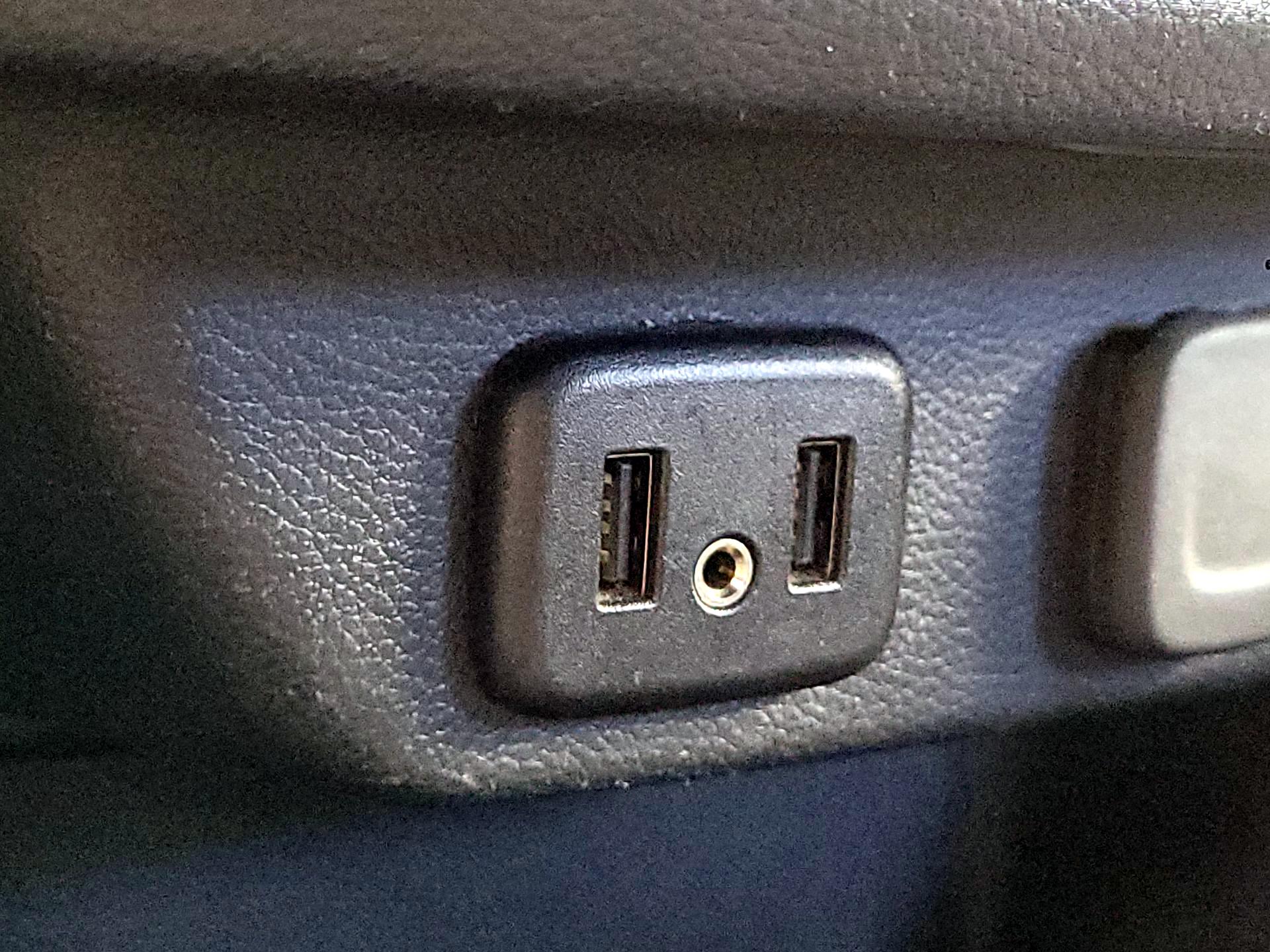 Thumbnail: 2023 Chevrolet Traverse - 18