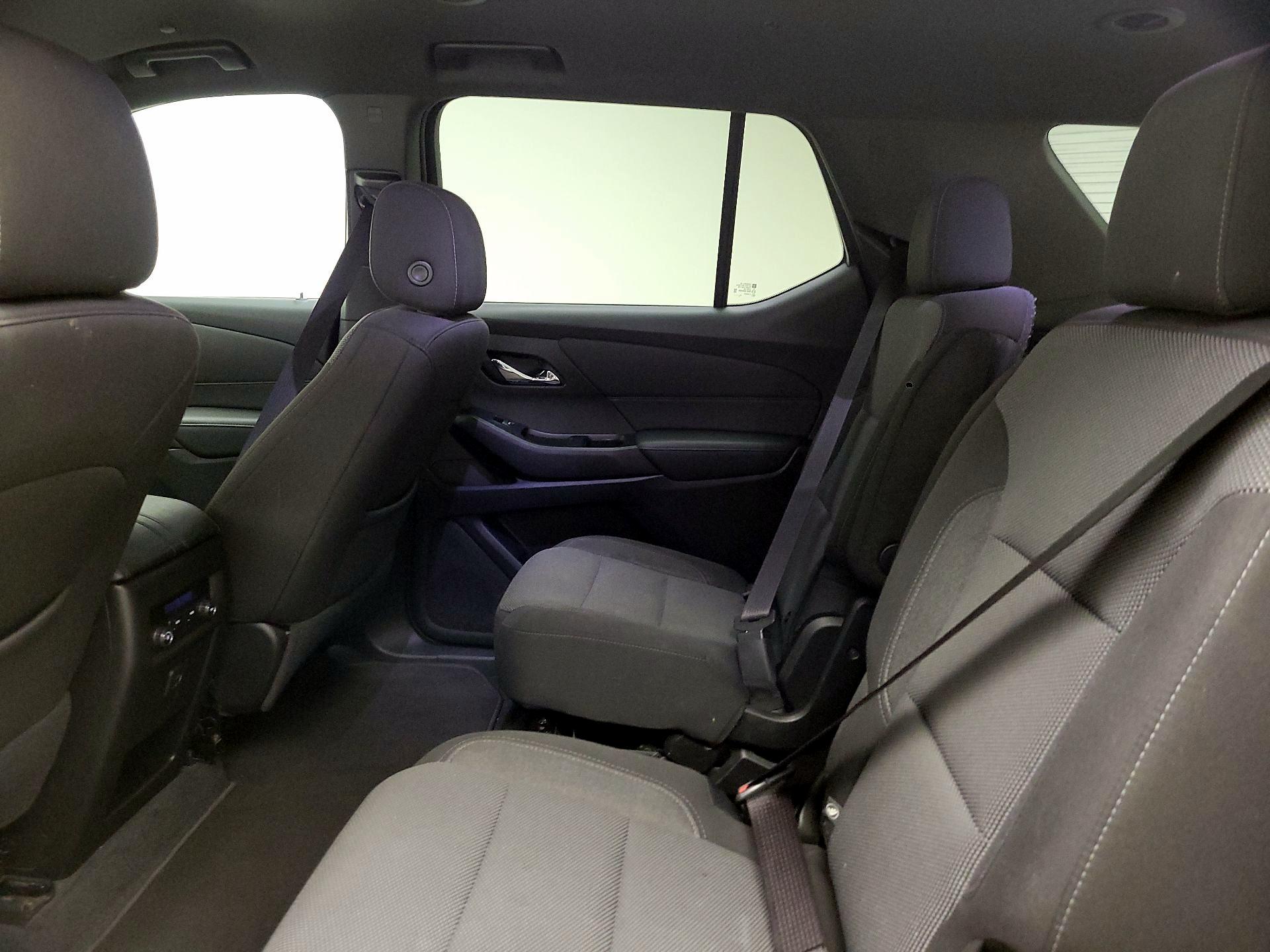 Thumbnail: 2023 Chevrolet Traverse - 19