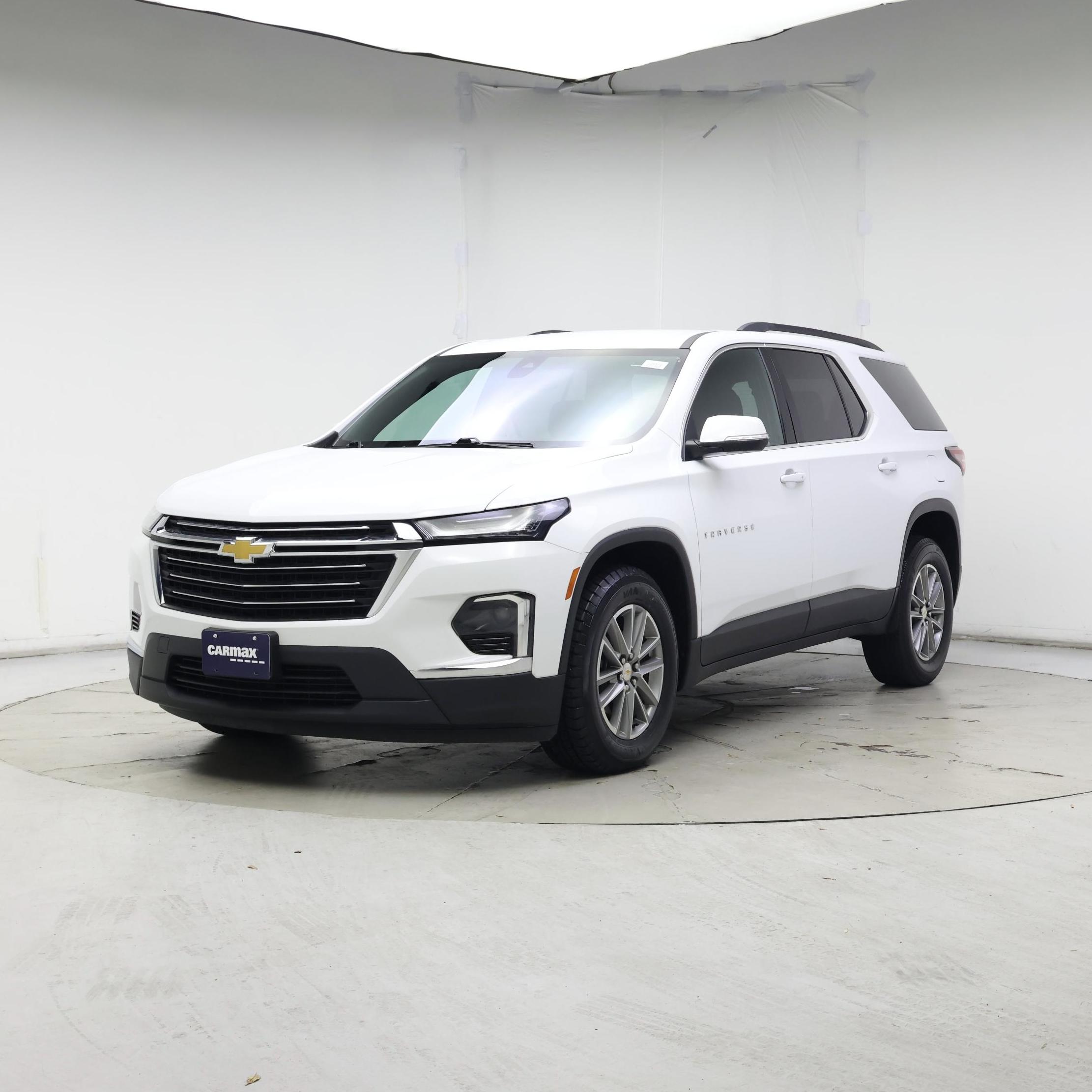 Thumbnail: 2023 Chevrolet Traverse - 4