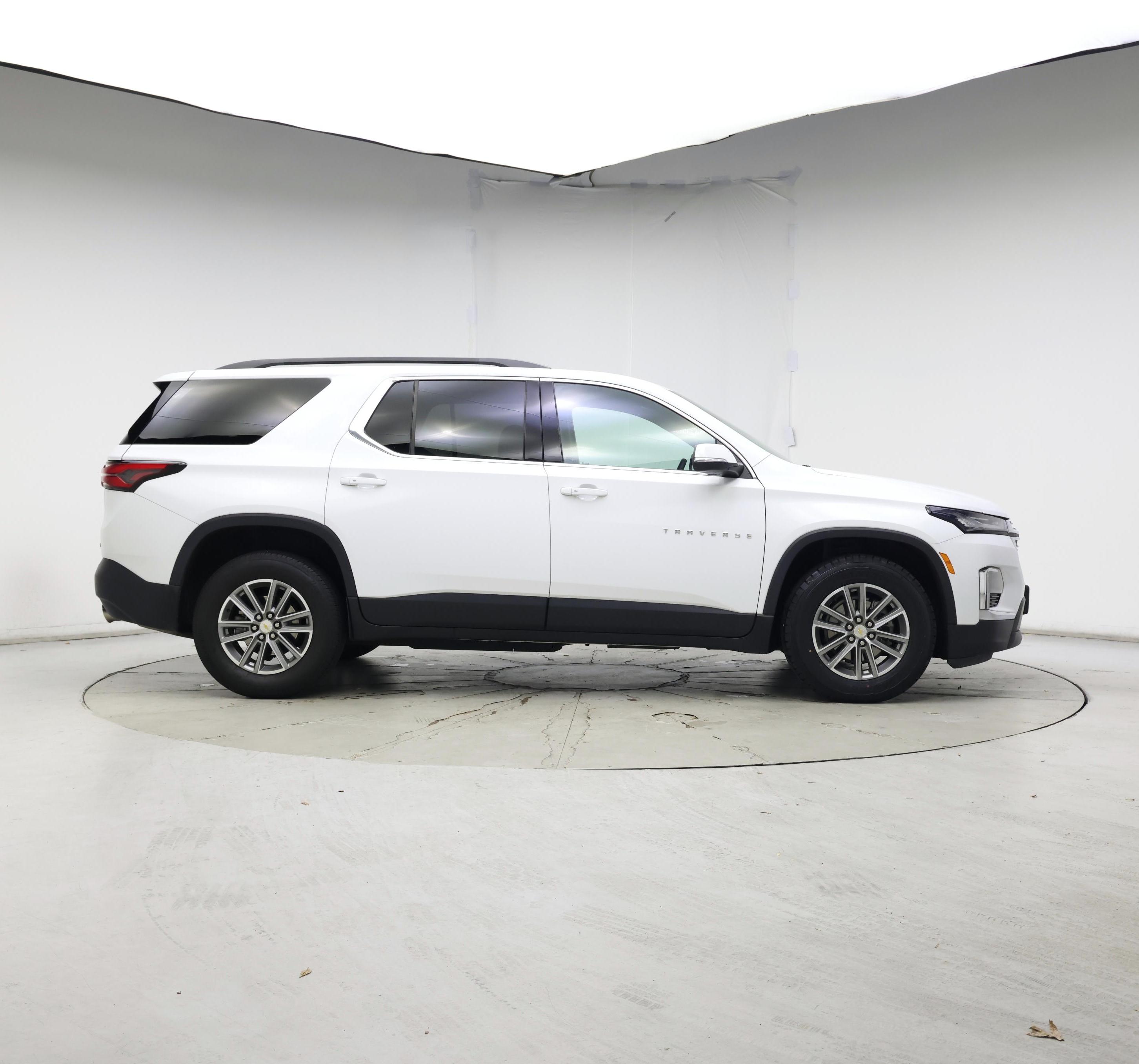 Thumbnail: 2023 Chevrolet Traverse - 7