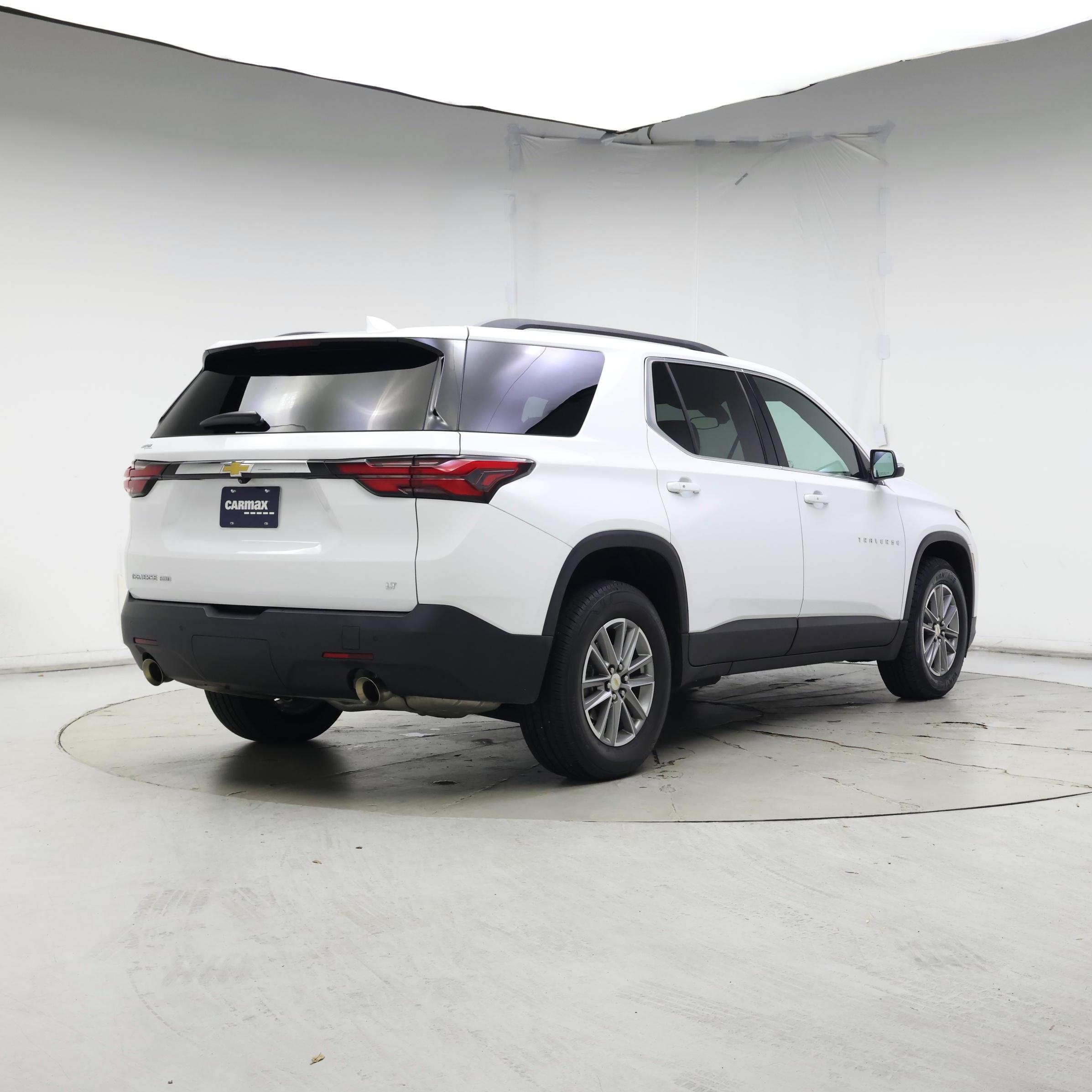 Thumbnail: 2023 Chevrolet Traverse - 8