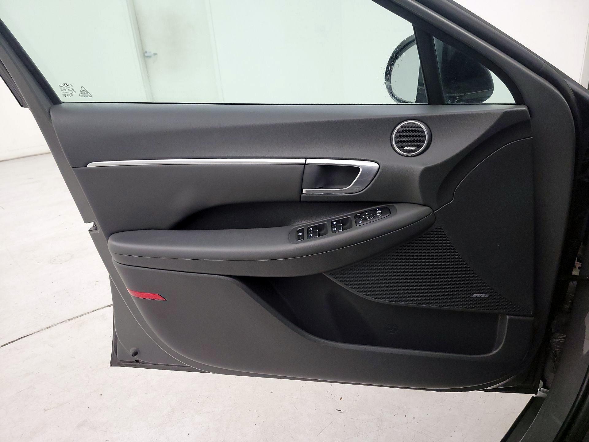 Thumbnail: 2023 Hyundai Sonata - 12