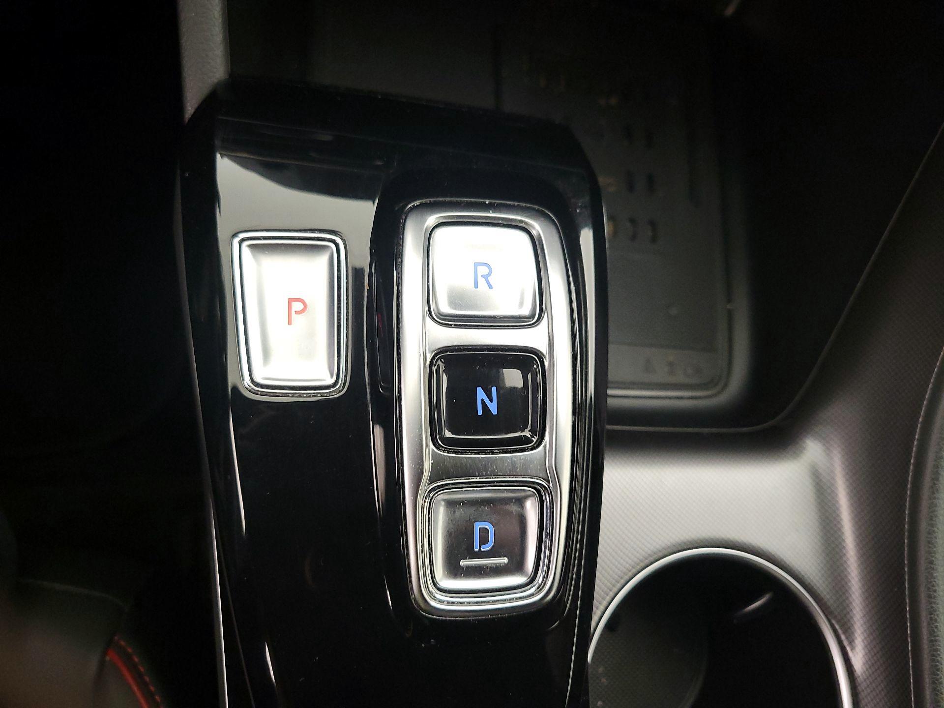 Thumbnail: 2023 Hyundai Sonata - 17