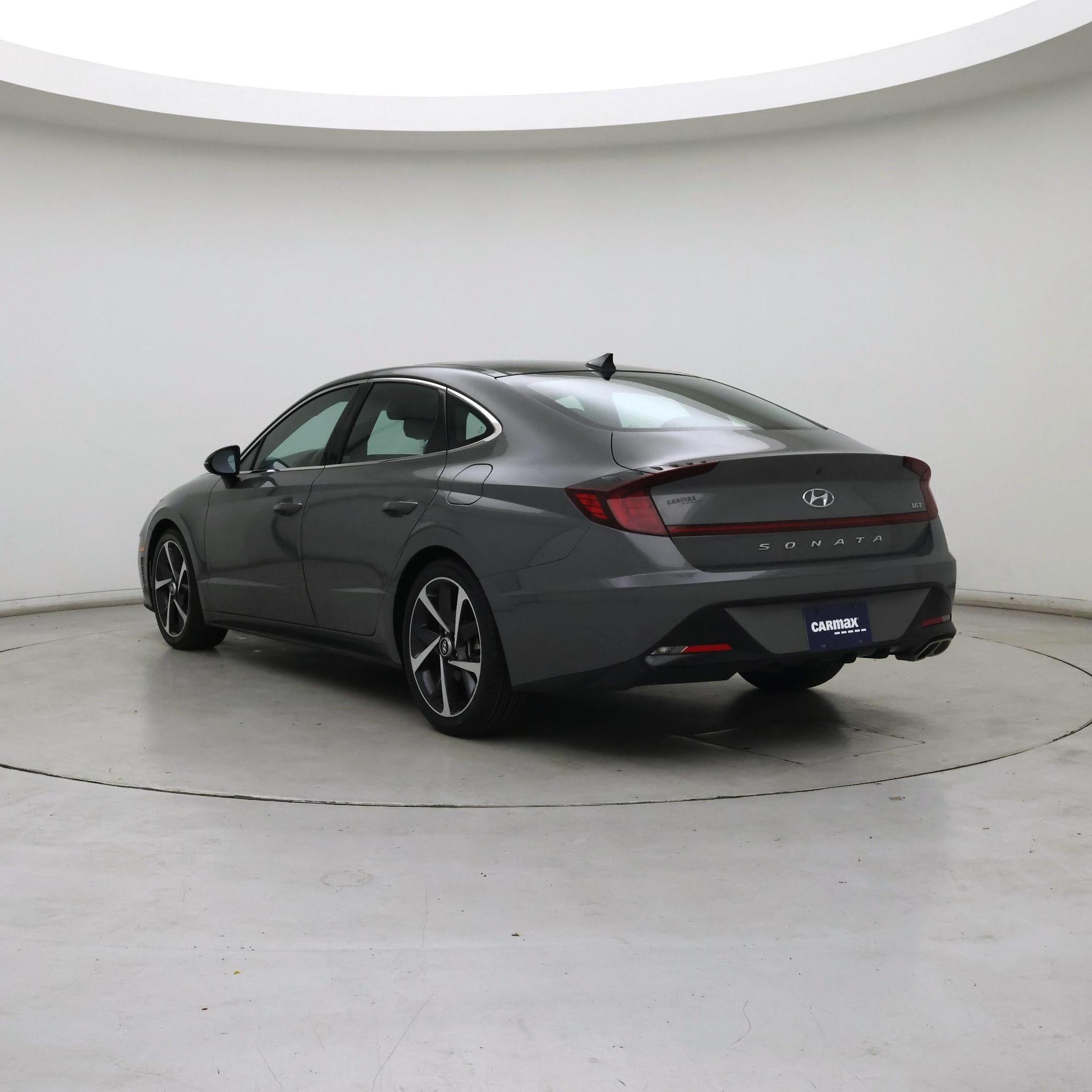 Thumbnail: 2023 Hyundai Sonata - 2