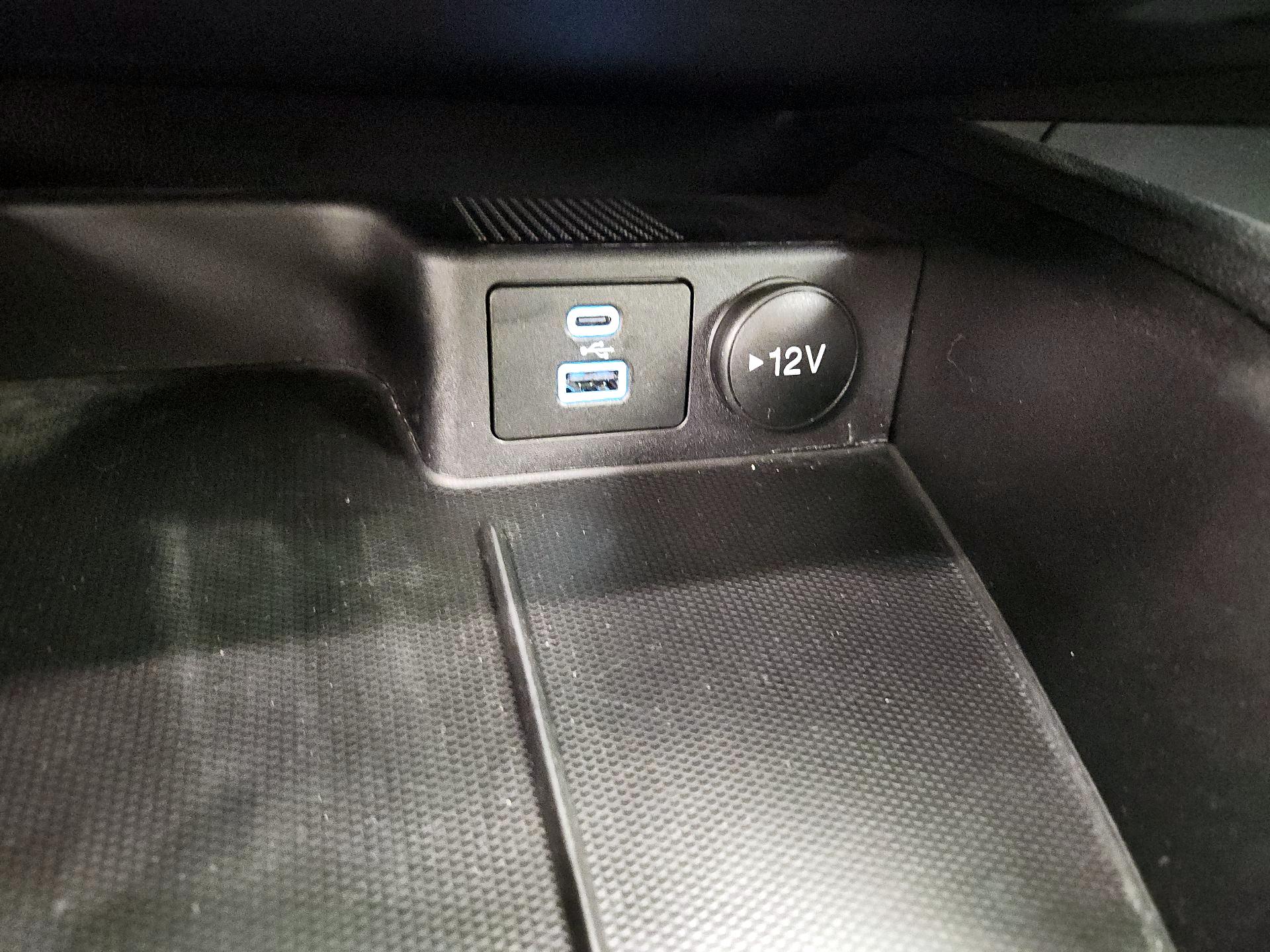 Thumbnail: 2022 Ford Escape - 19