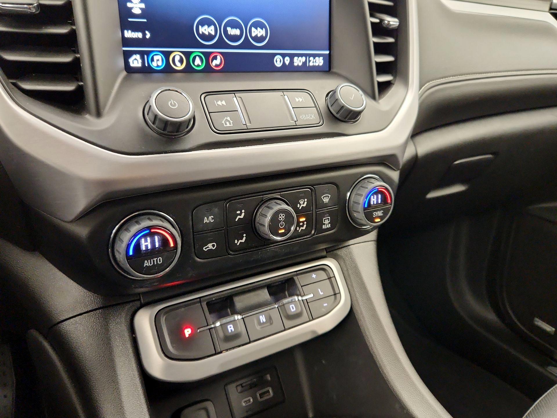 Thumbnail: 2023 GMC Acadia - 17