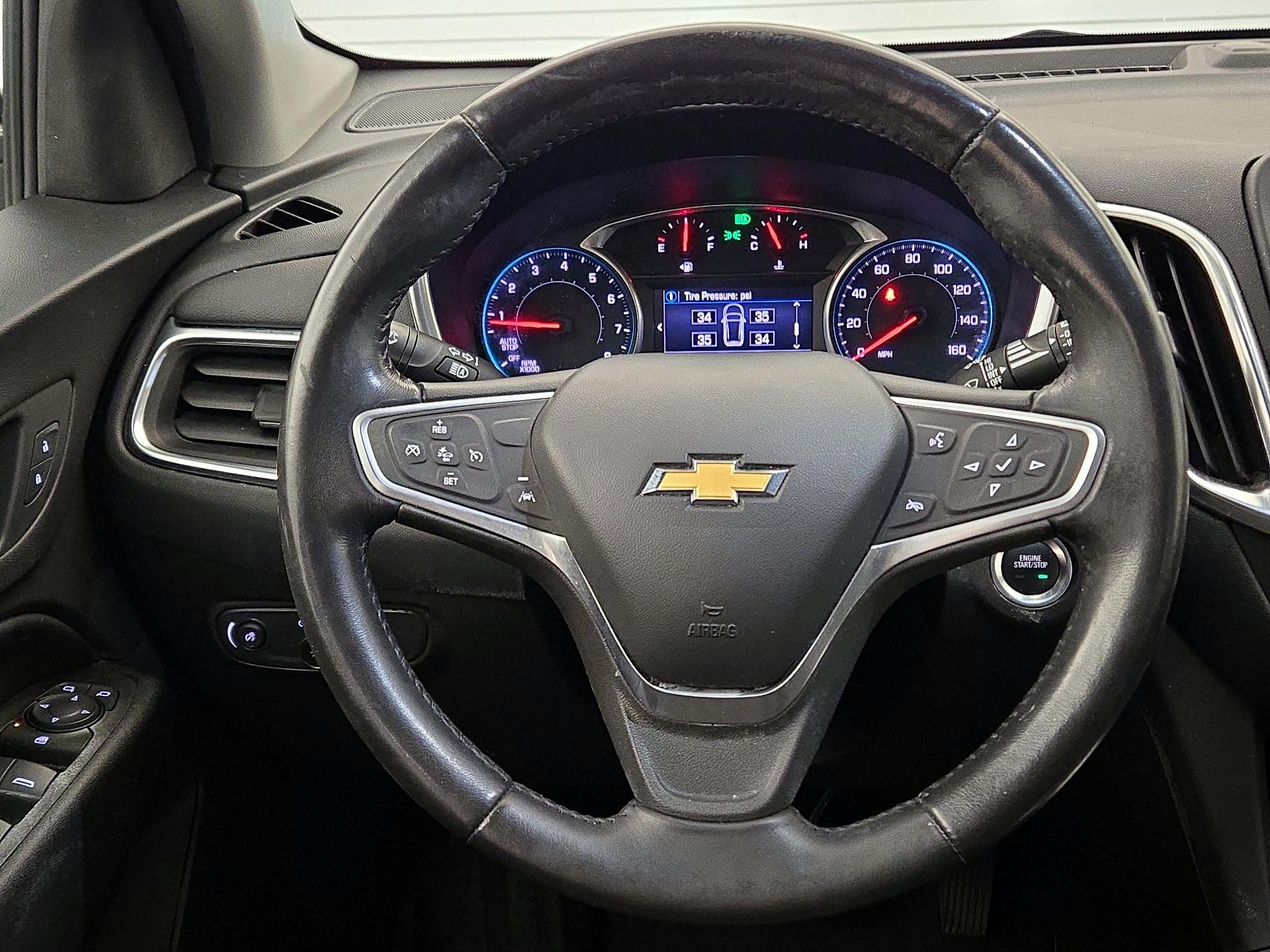 Thumbnail: 2022 Chevrolet Equinox - 10