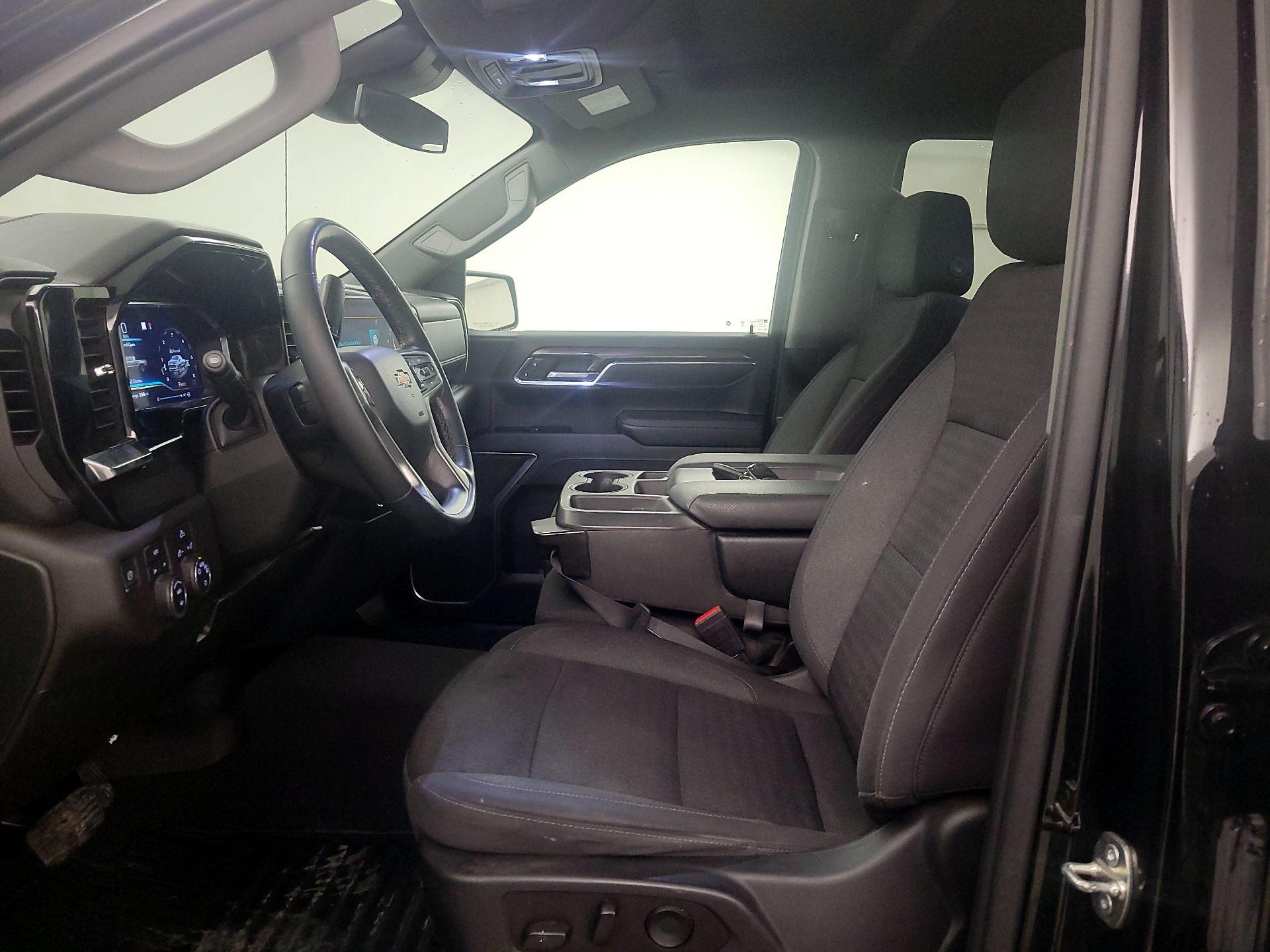 Thumbnail: 2023 Chevrolet Silverado 1500 - 11