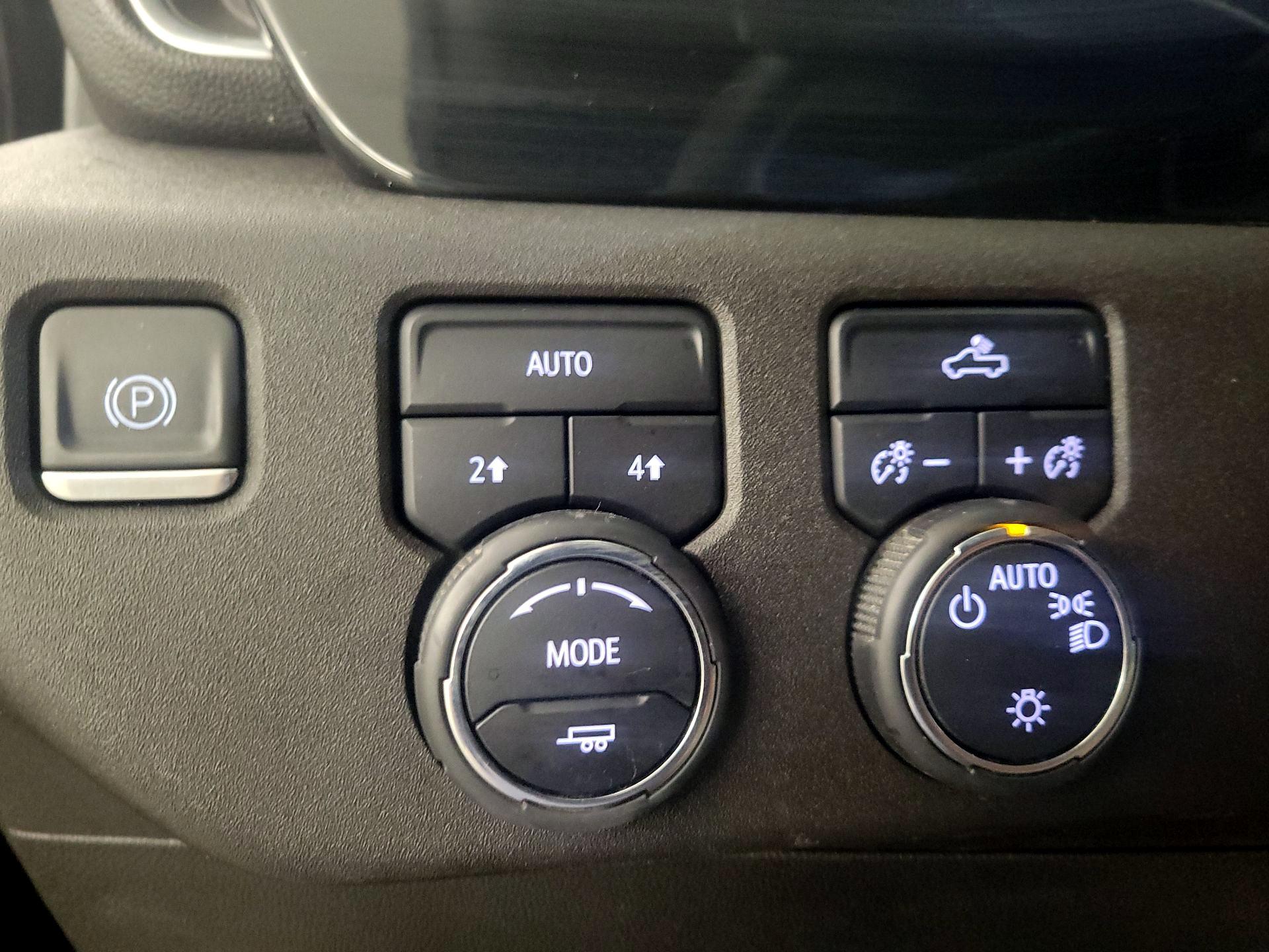 Thumbnail: 2023 Chevrolet Silverado 1500 - 13