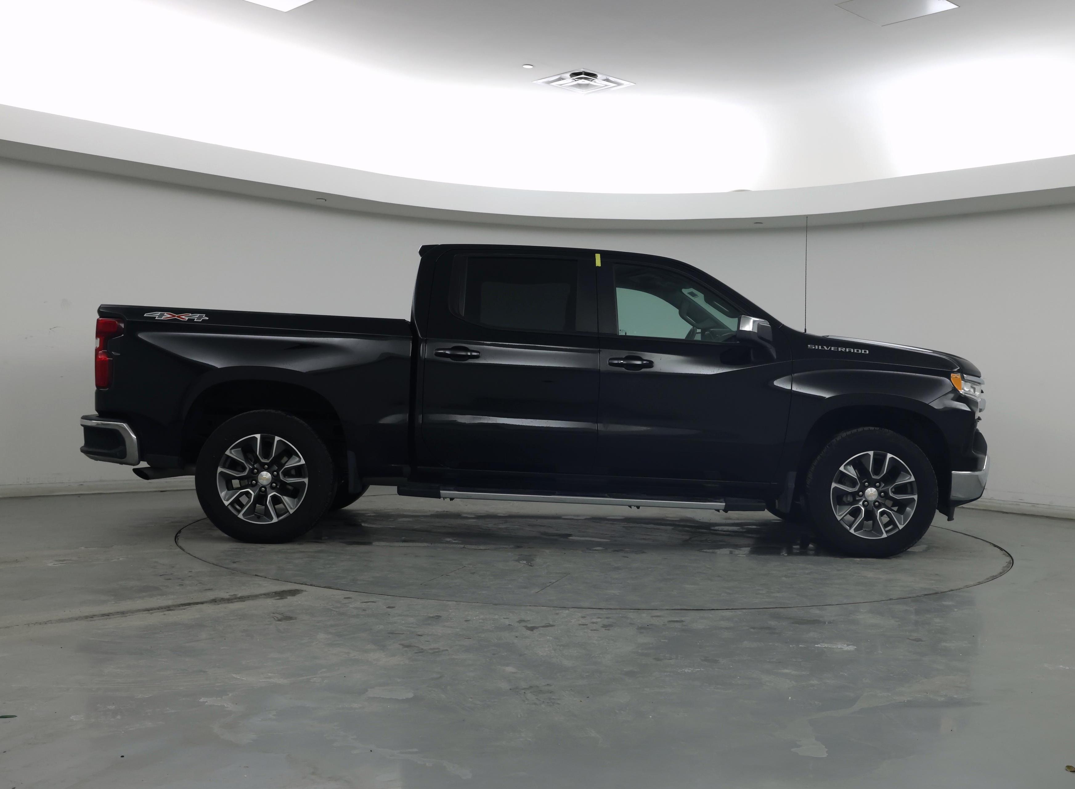 Thumbnail: 2023 Chevrolet Silverado 1500 - 7