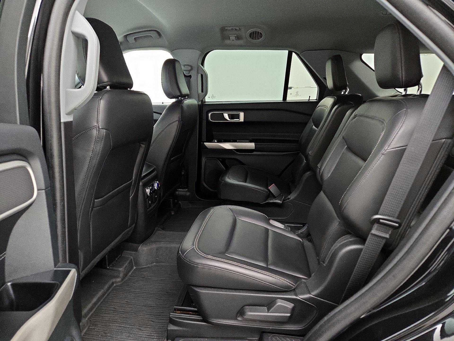 Thumbnail: 2022 Ford Explorer - 19