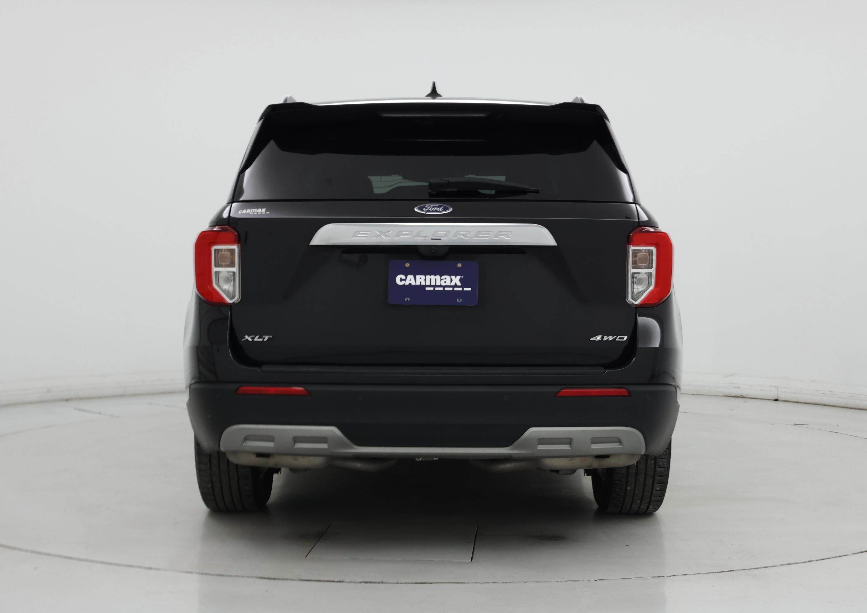 Thumbnail: 2022 Ford Explorer - 6