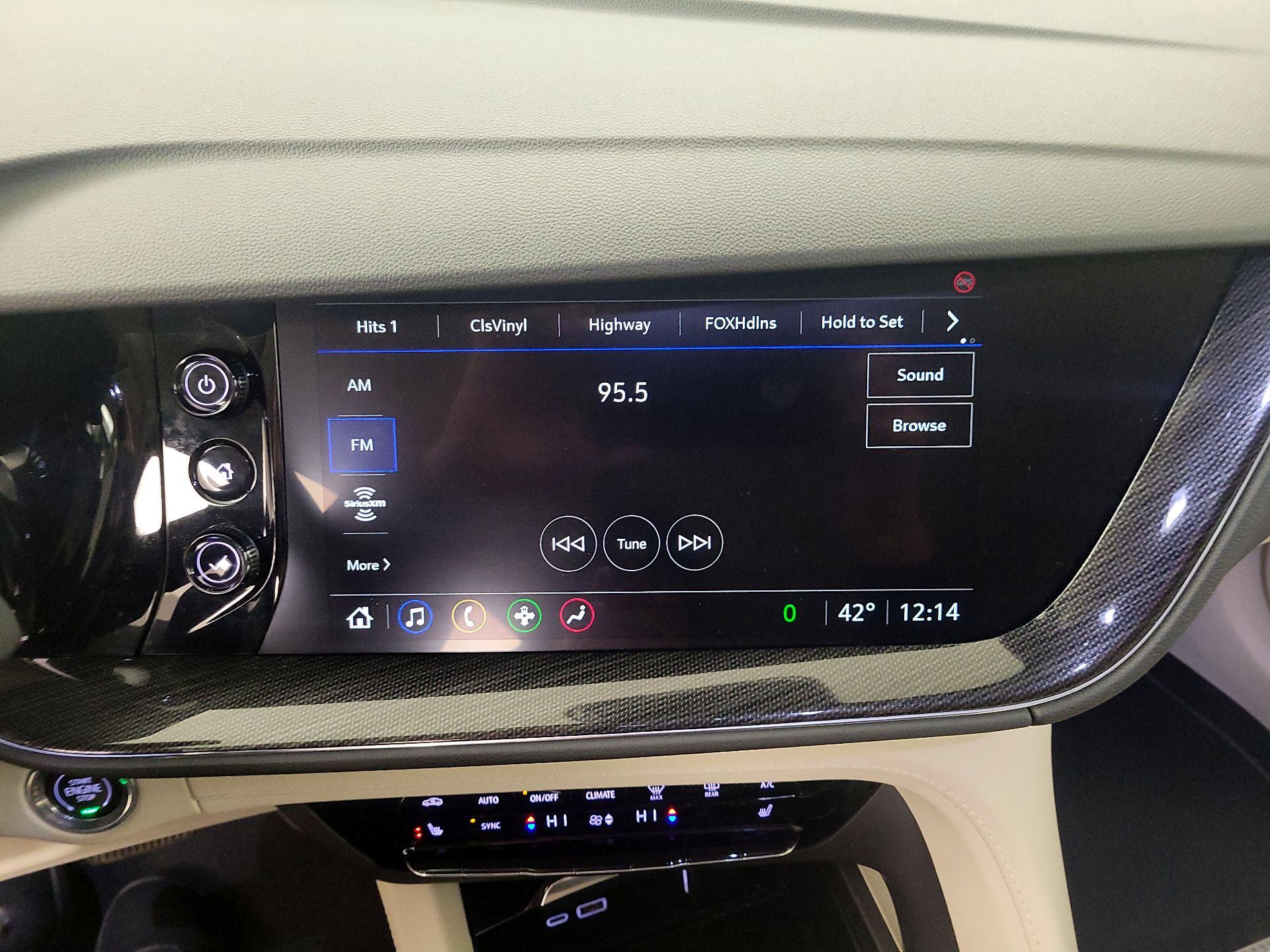 Thumbnail: 2022 Buick Envision - 16