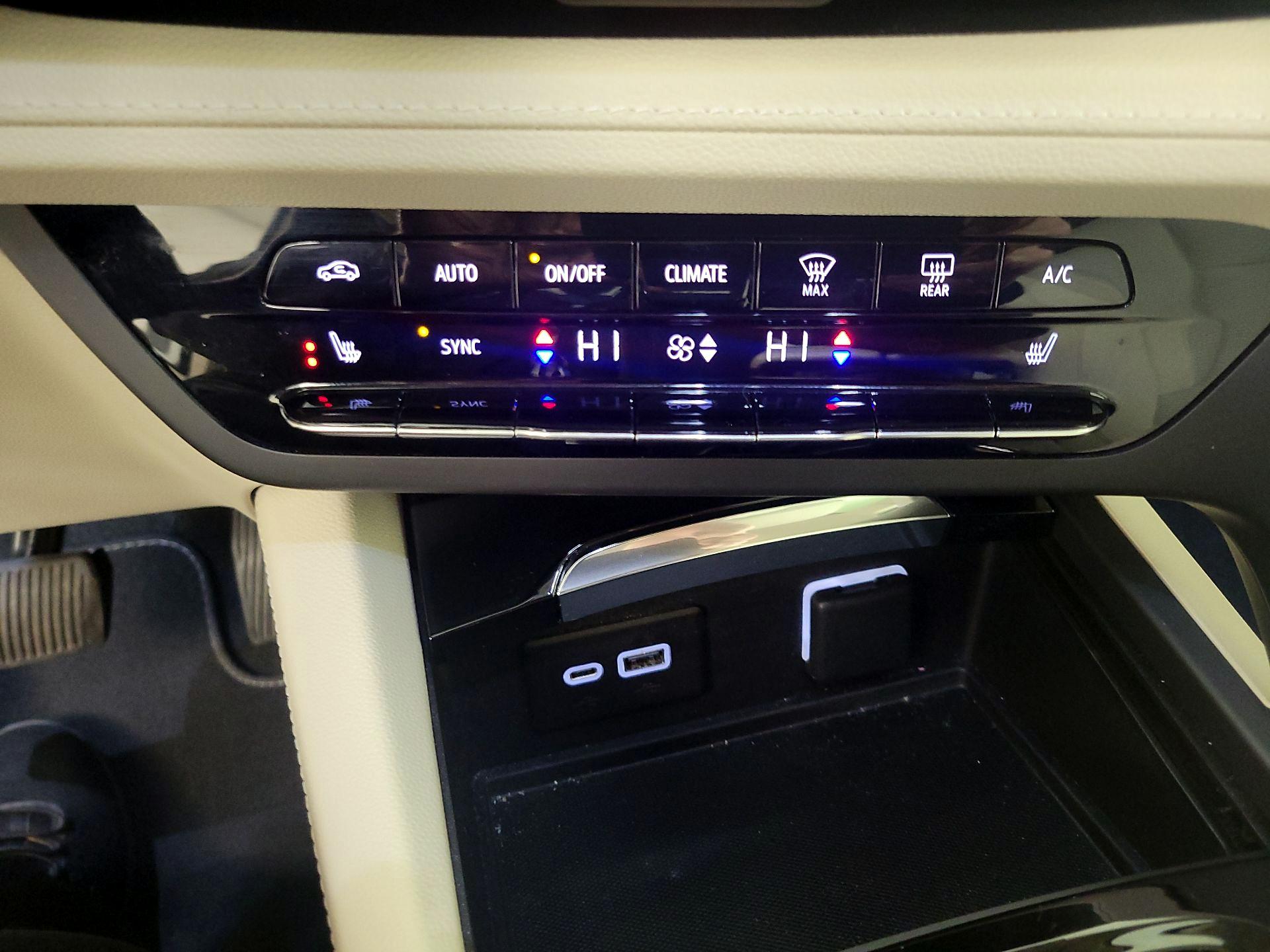 Thumbnail: 2022 Buick Envision - 17