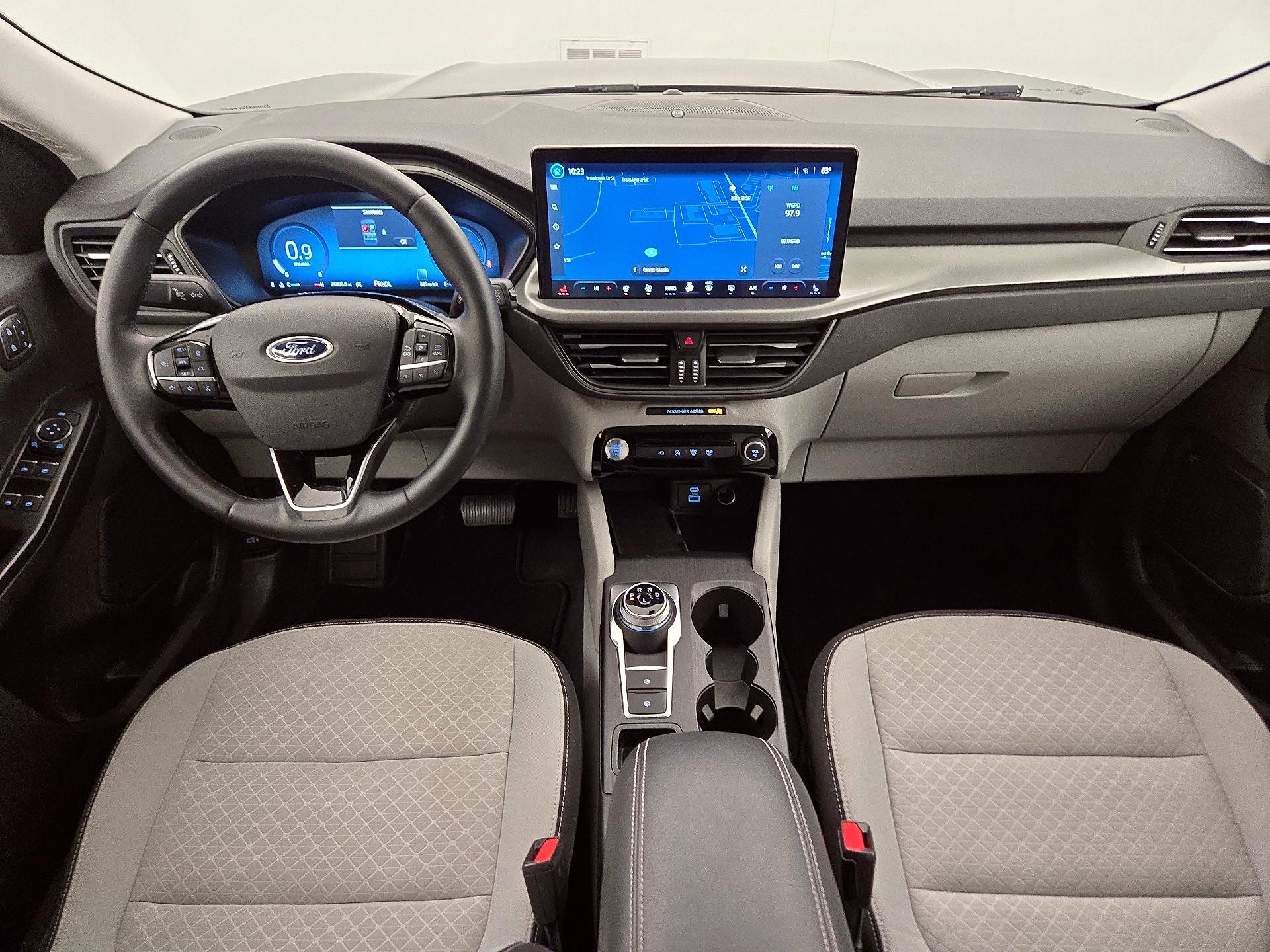 Thumbnail: 2023 Ford Escape - 9