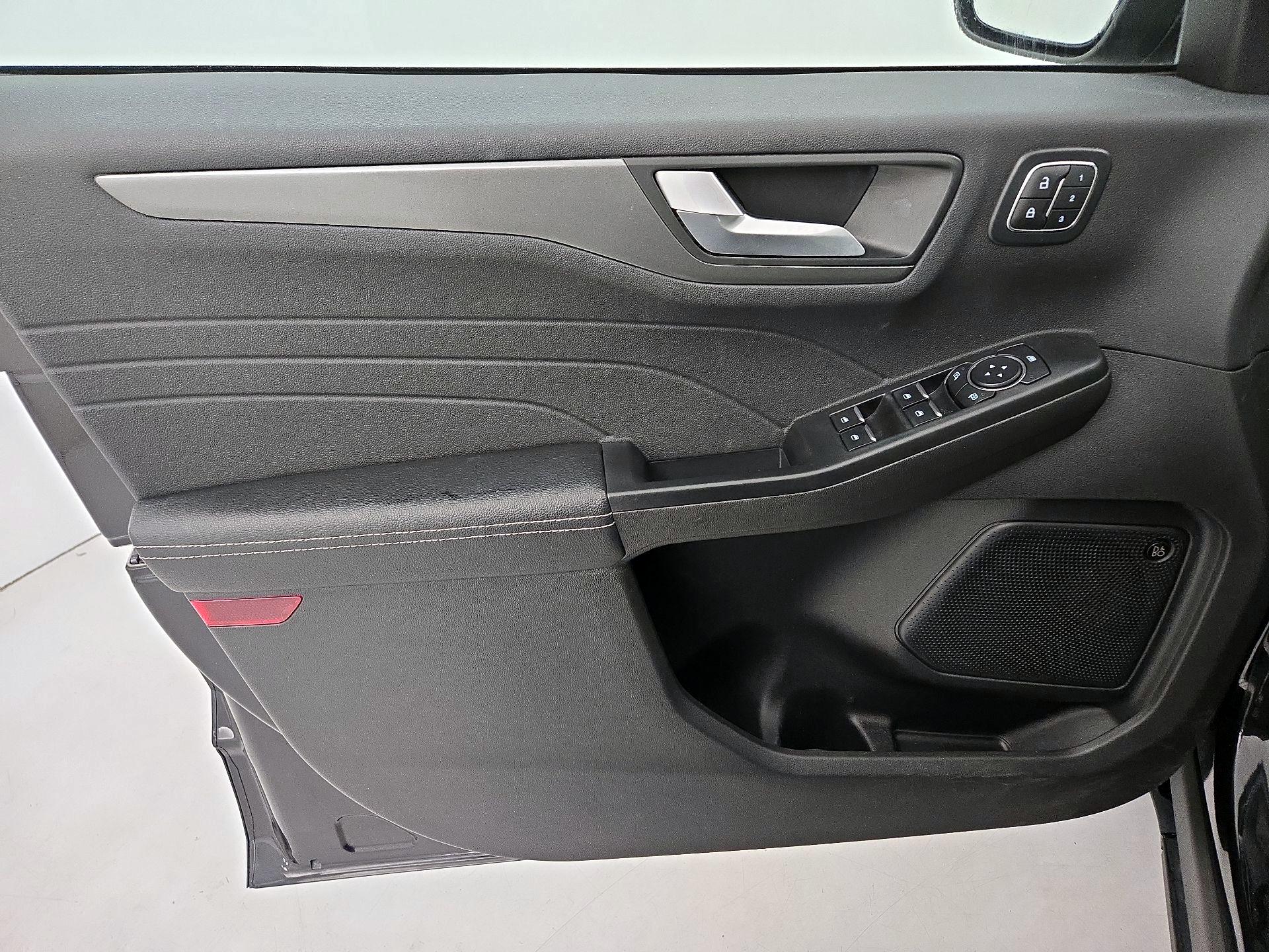 Thumbnail: 2023 Ford Escape - 12