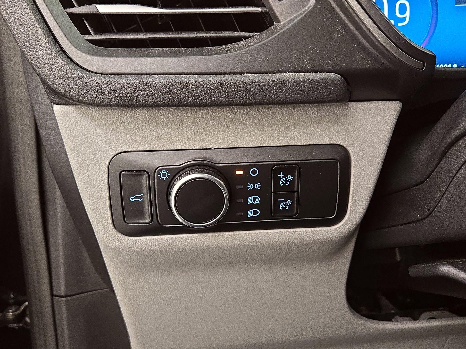 Thumbnail: 2023 Ford Escape - 13