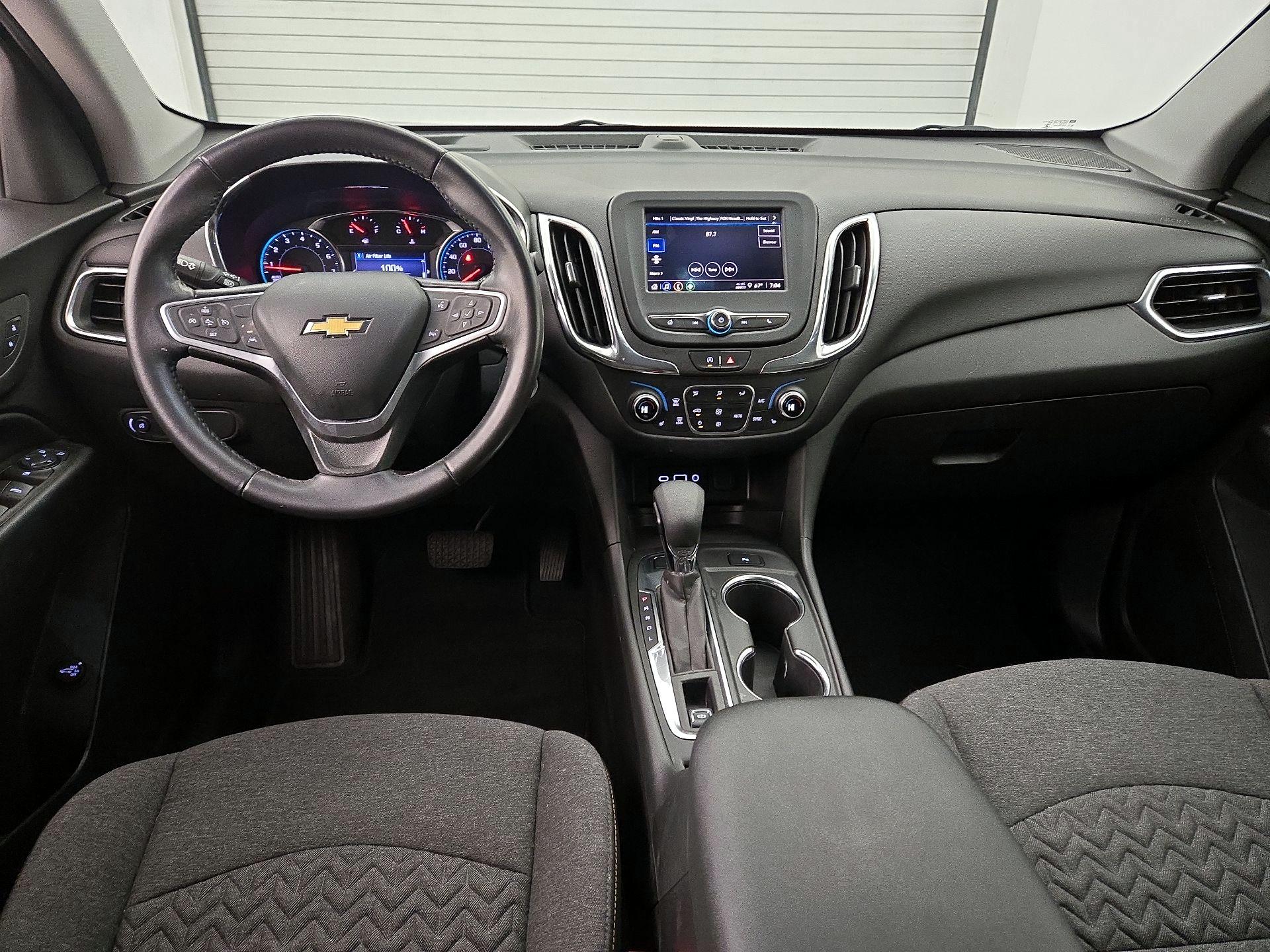 Thumbnail: 2022 Chevrolet Equinox - 9