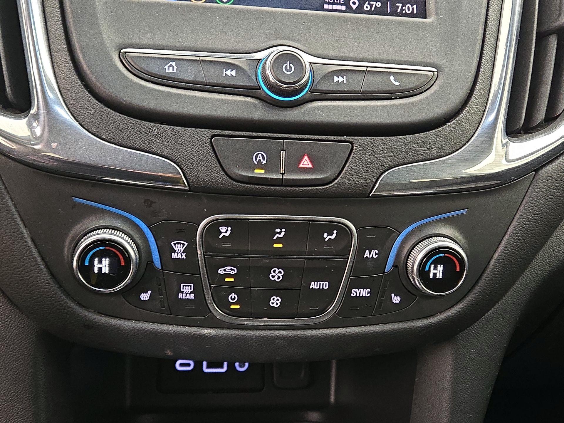 Thumbnail: 2022 Chevrolet Equinox - 16