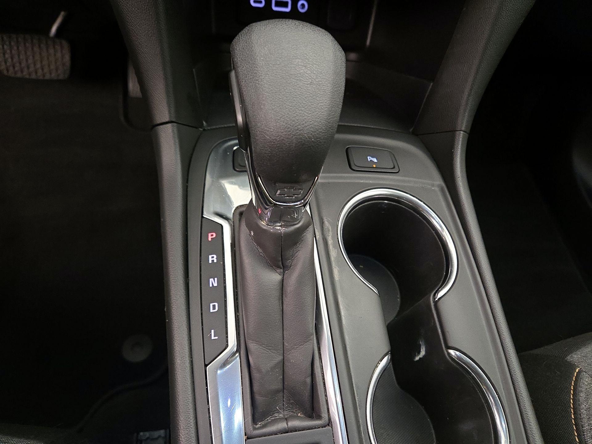 Thumbnail: 2022 Chevrolet Equinox - 17