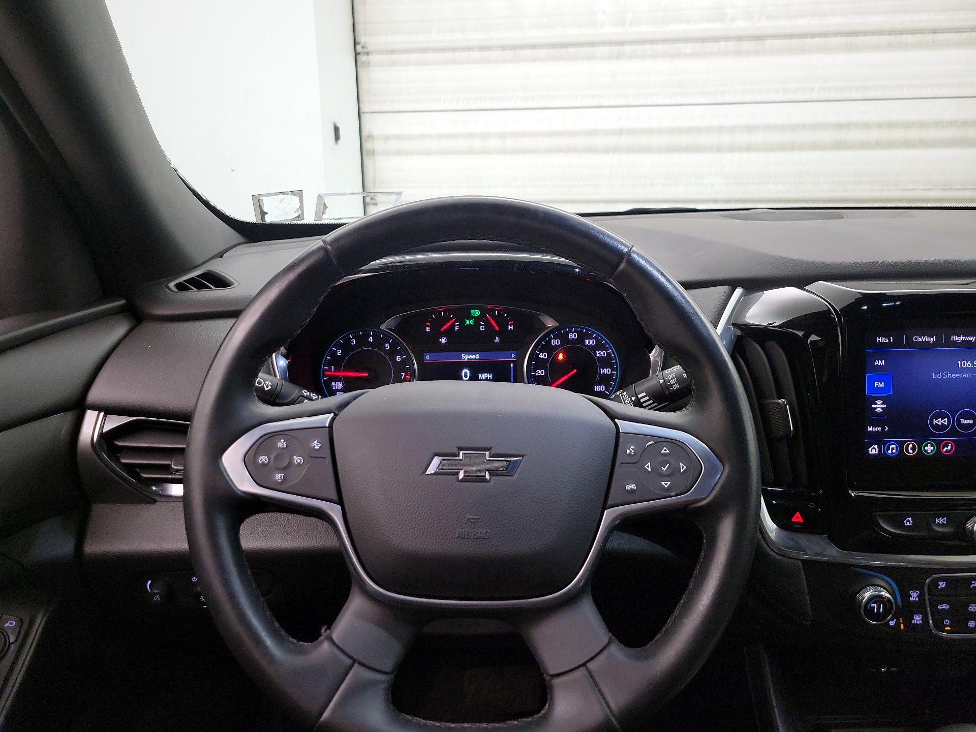 Thumbnail: 2023 Chevrolet Traverse - 10