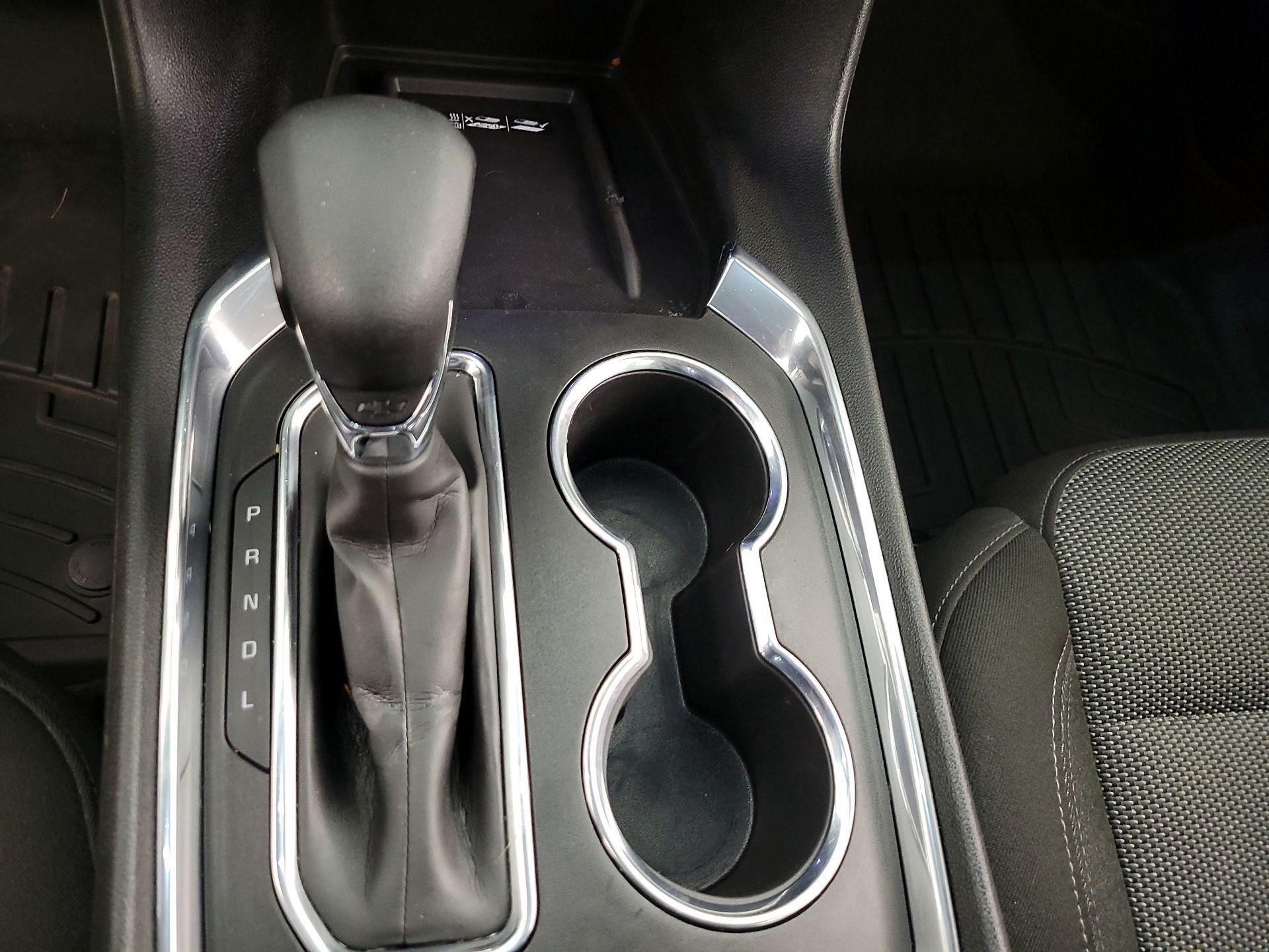 Thumbnail: 2023 Chevrolet Traverse - 17