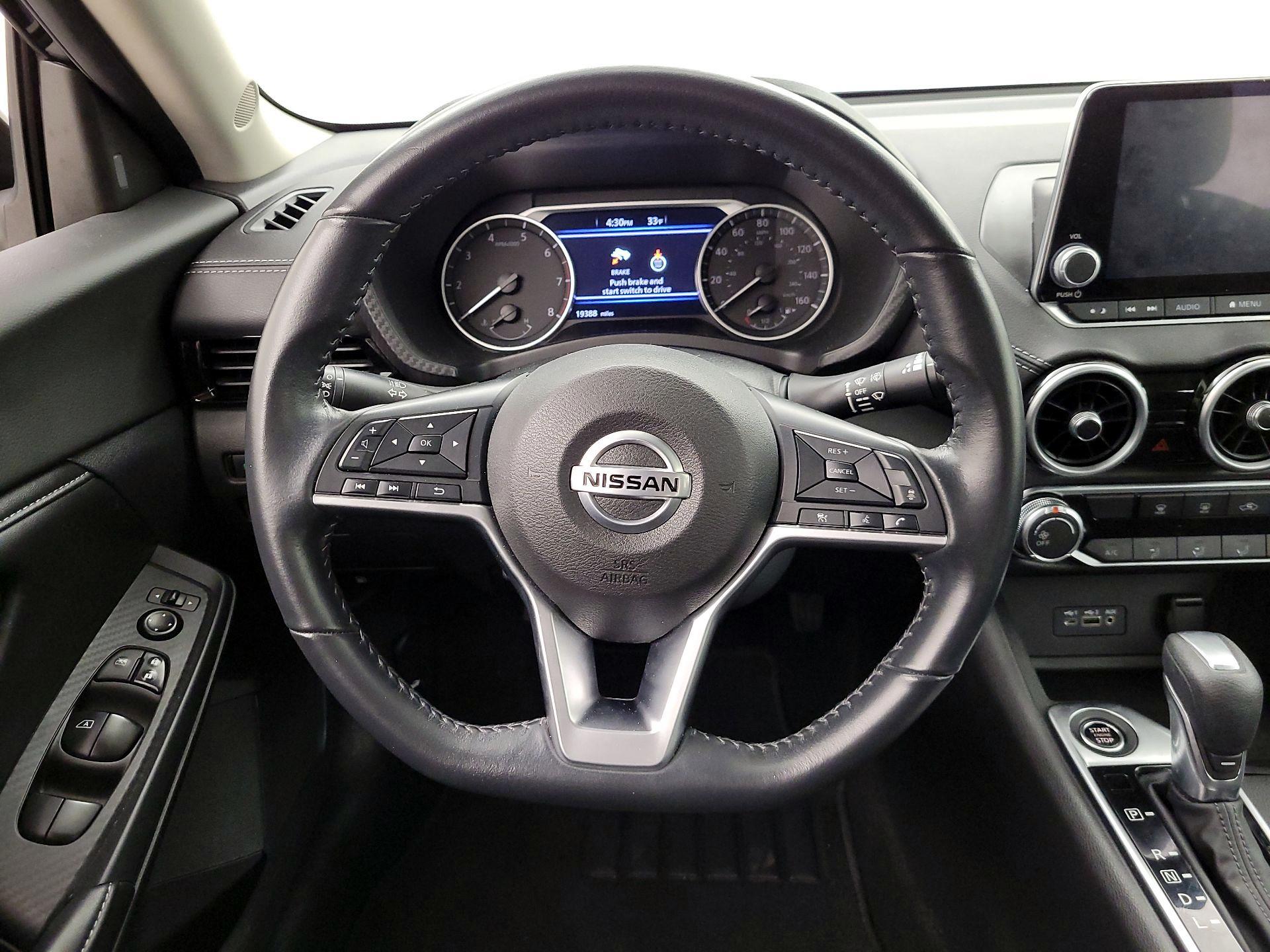 Thumbnail: 2022 Nissan Sentra - 10