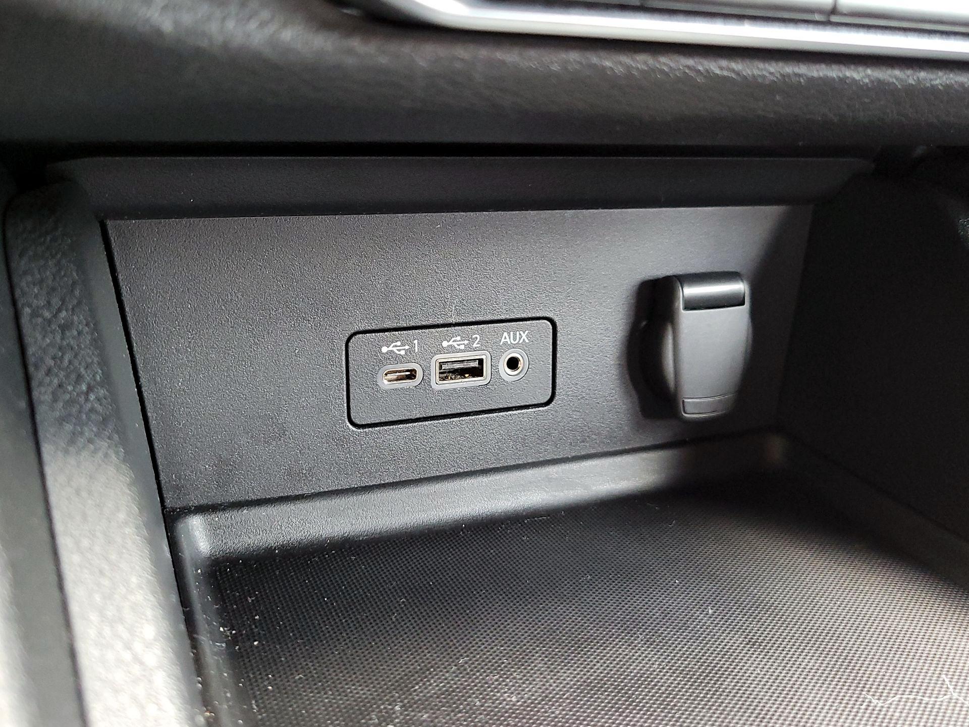 Thumbnail: 2022 Nissan Sentra - 18