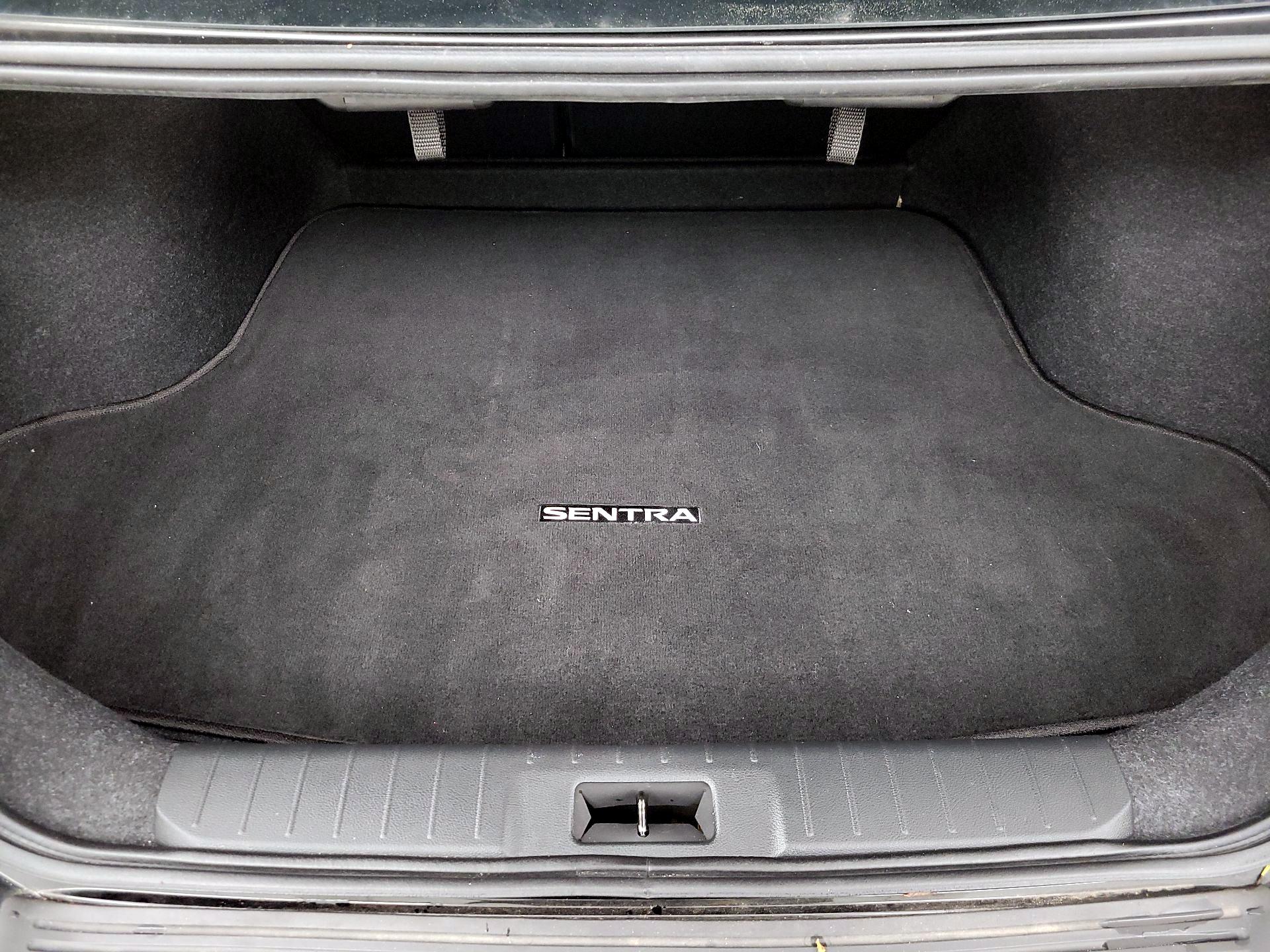 Thumbnail: 2022 Nissan Sentra - 20