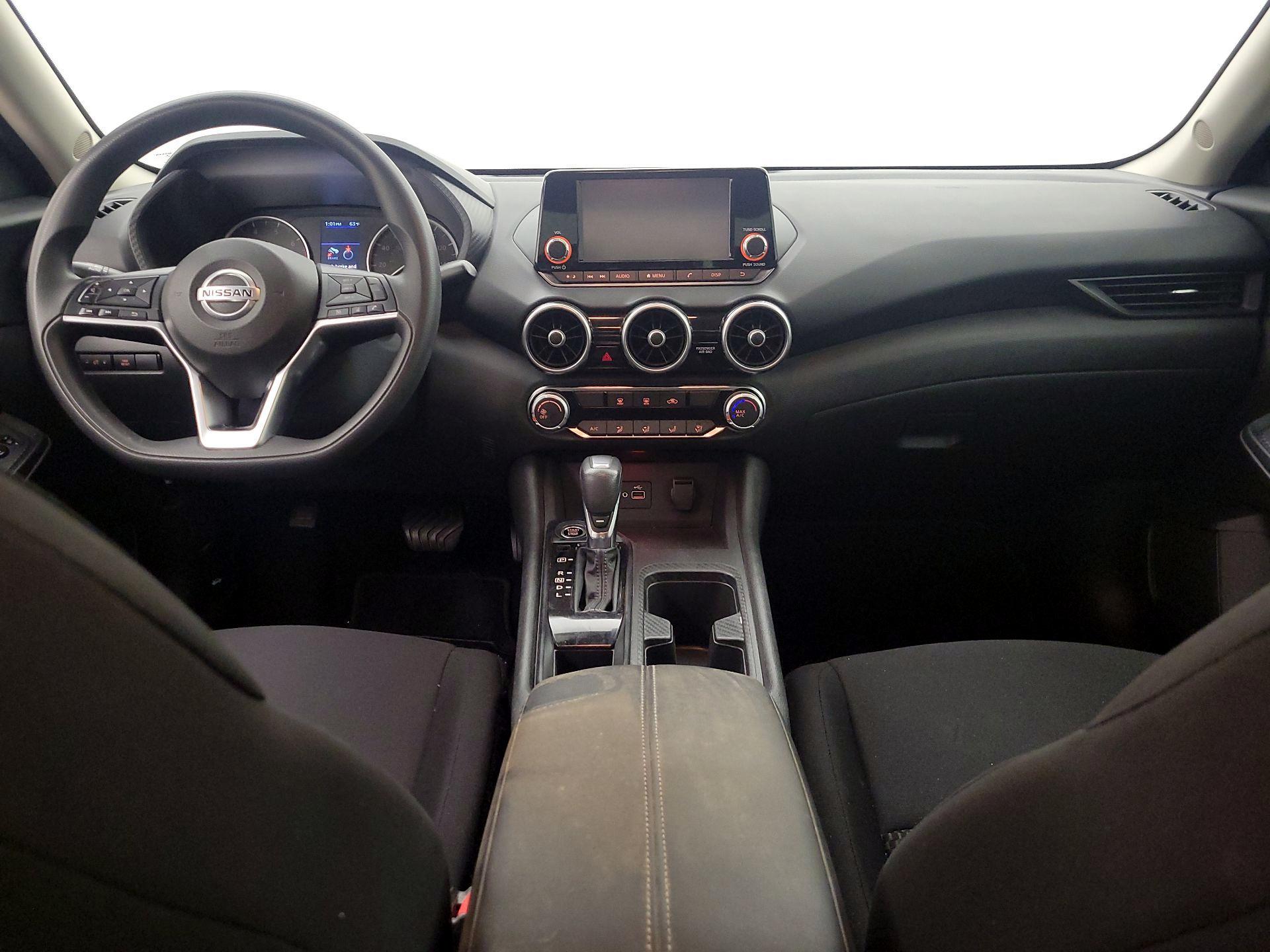 Thumbnail: 2022 Nissan Sentra - 9