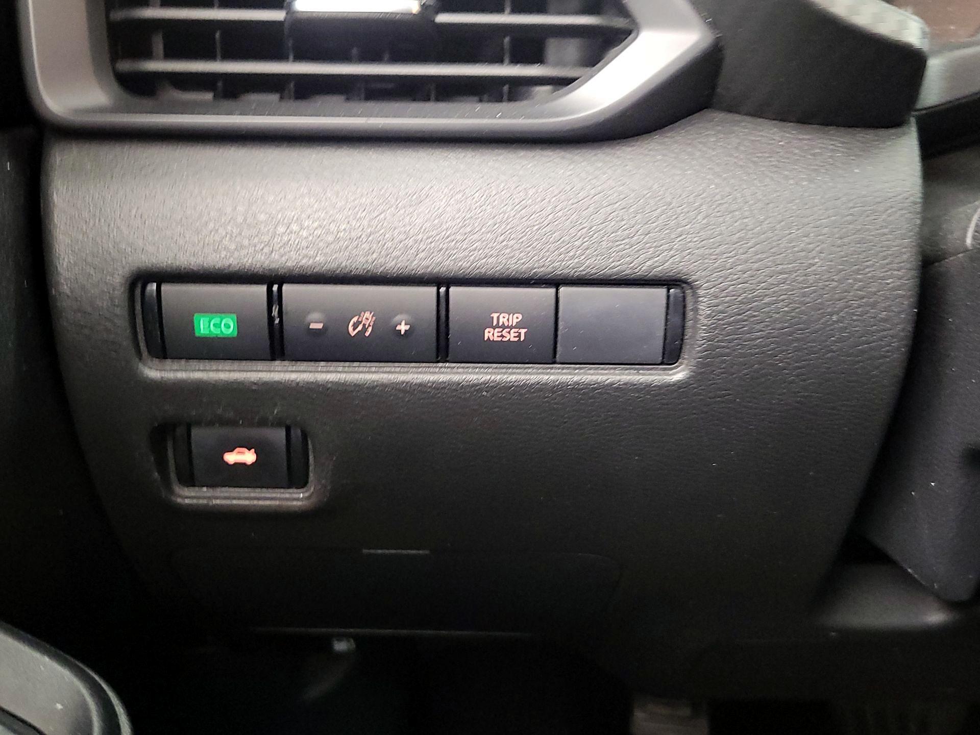 Thumbnail: 2022 Nissan Sentra - 13