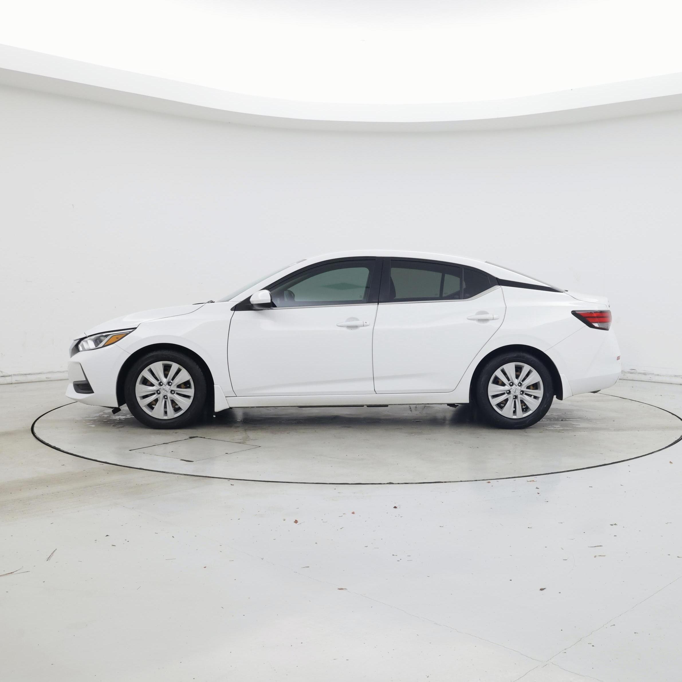 Thumbnail: 2022 Nissan Sentra - 3