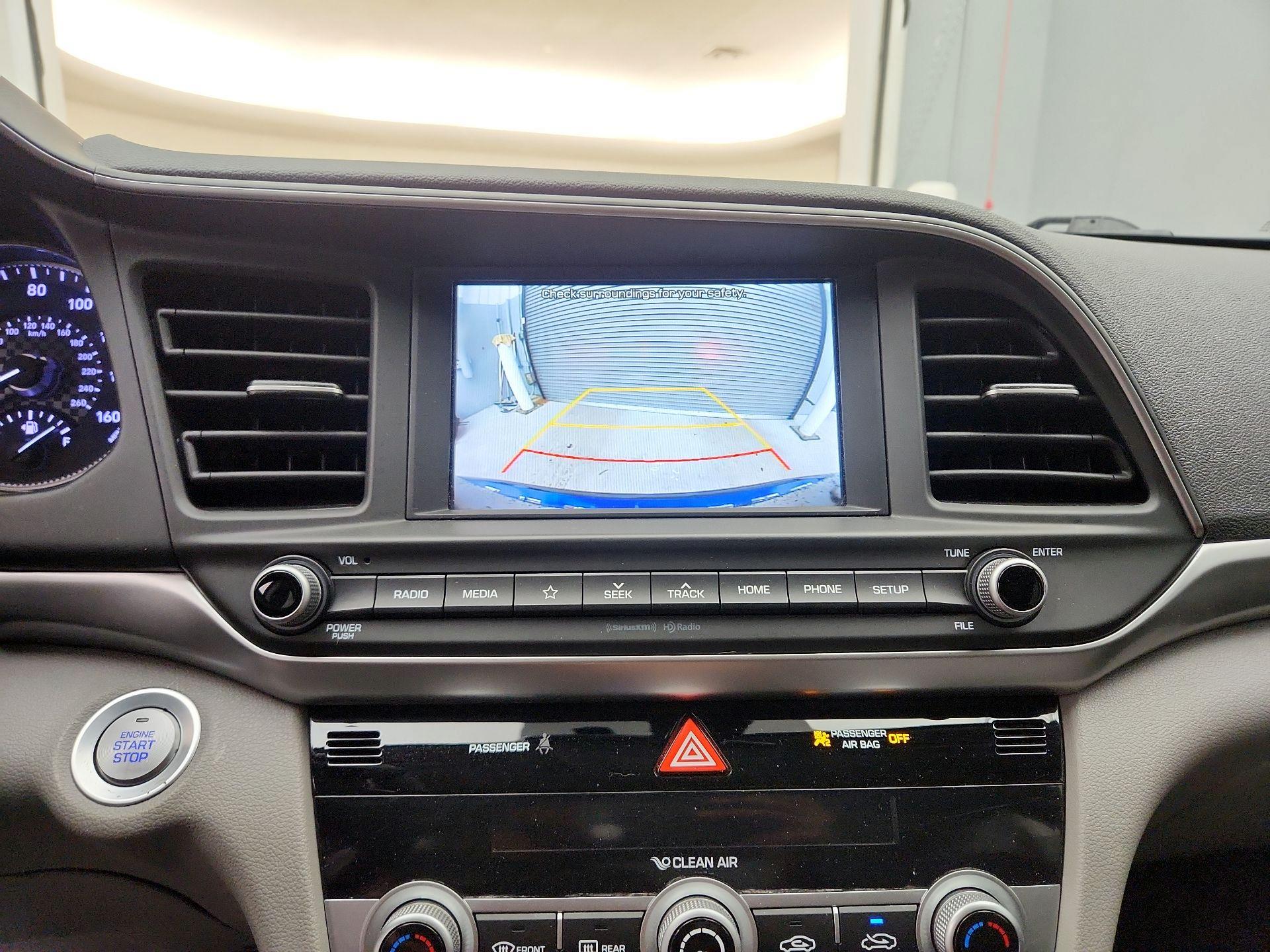 Thumbnail: 2020 Hyundai Elantra - 14