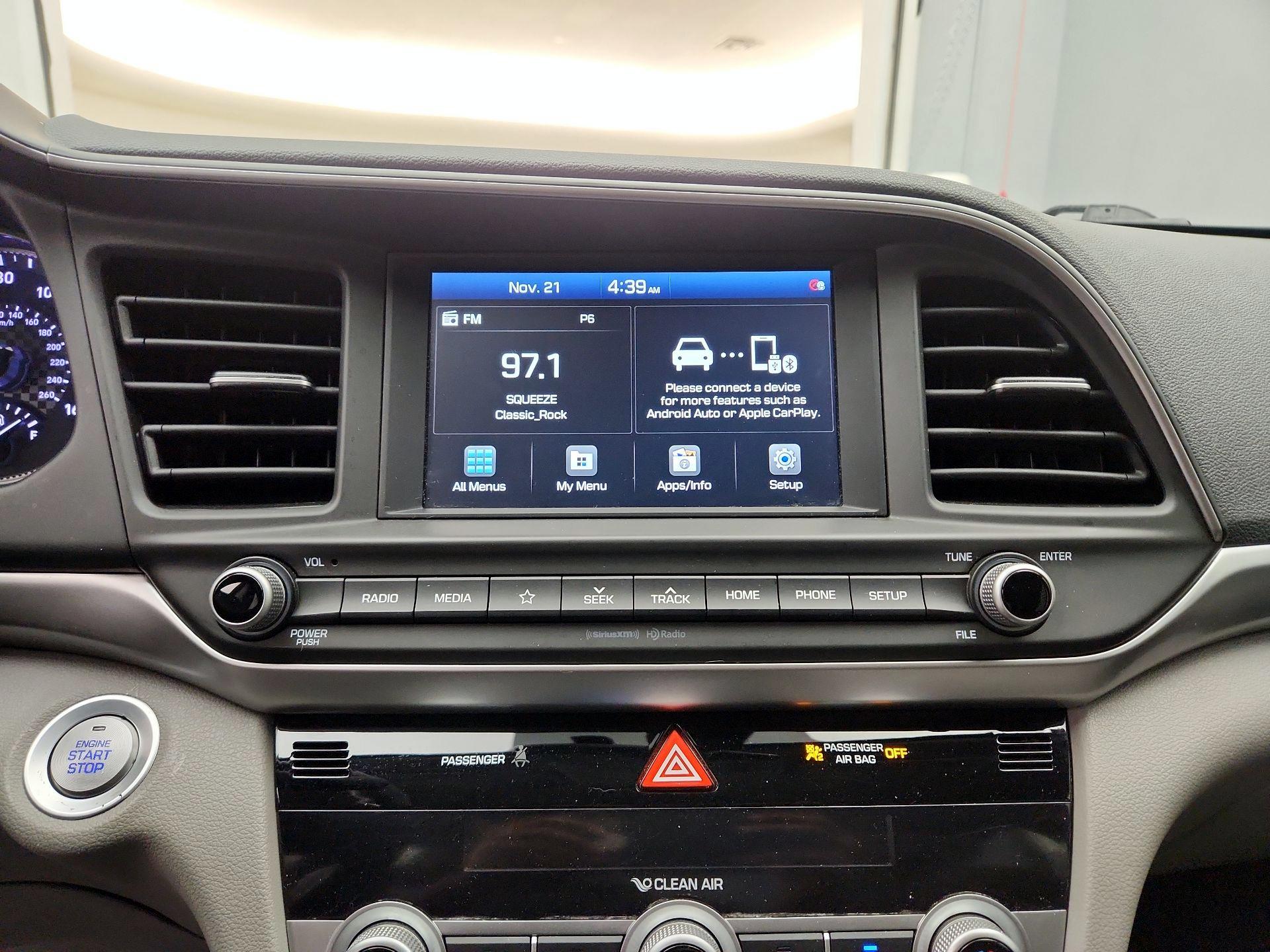 Thumbnail: 2020 Hyundai Elantra - 15